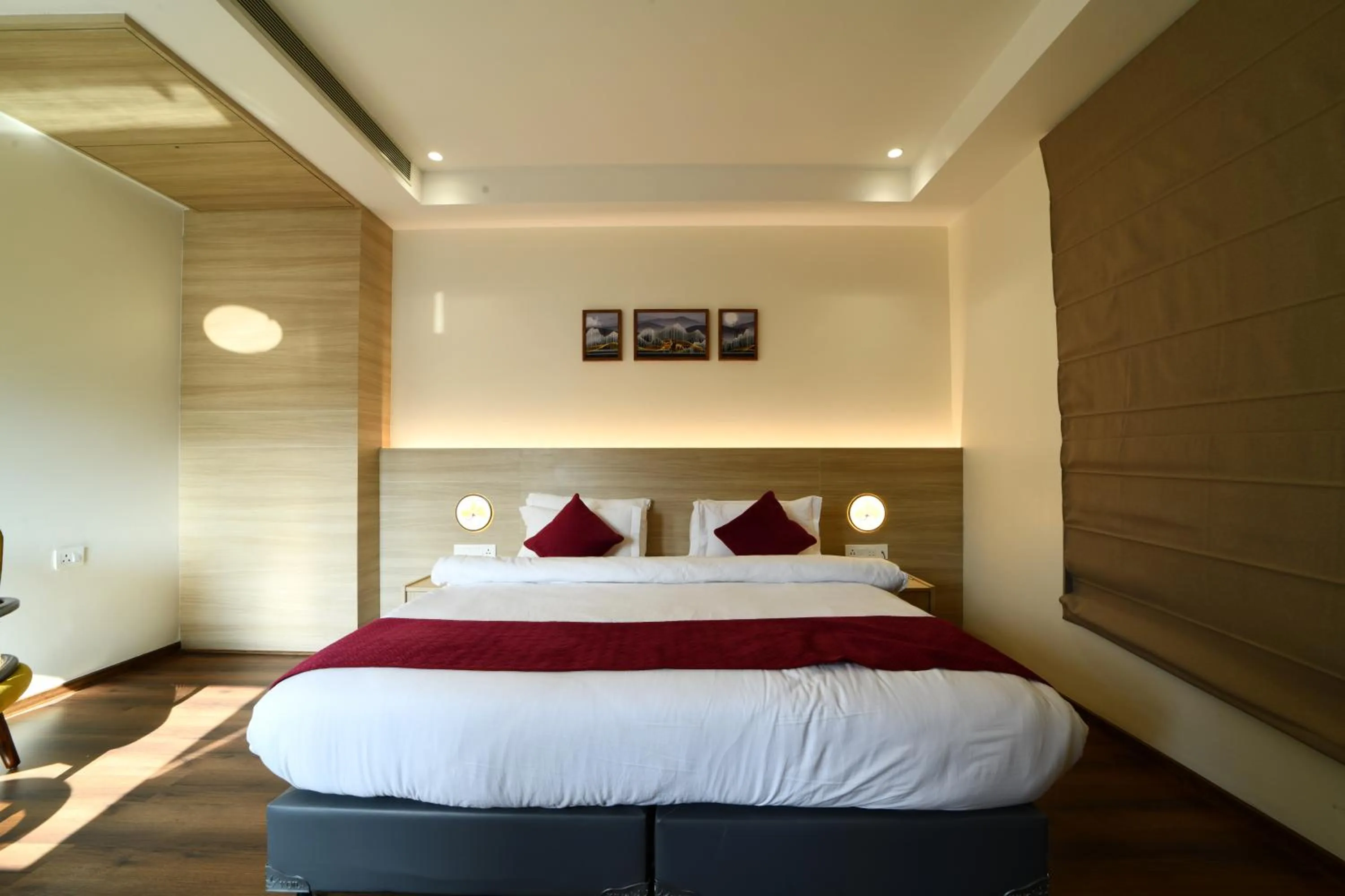 Bed in Pride Biznotel Haldwani