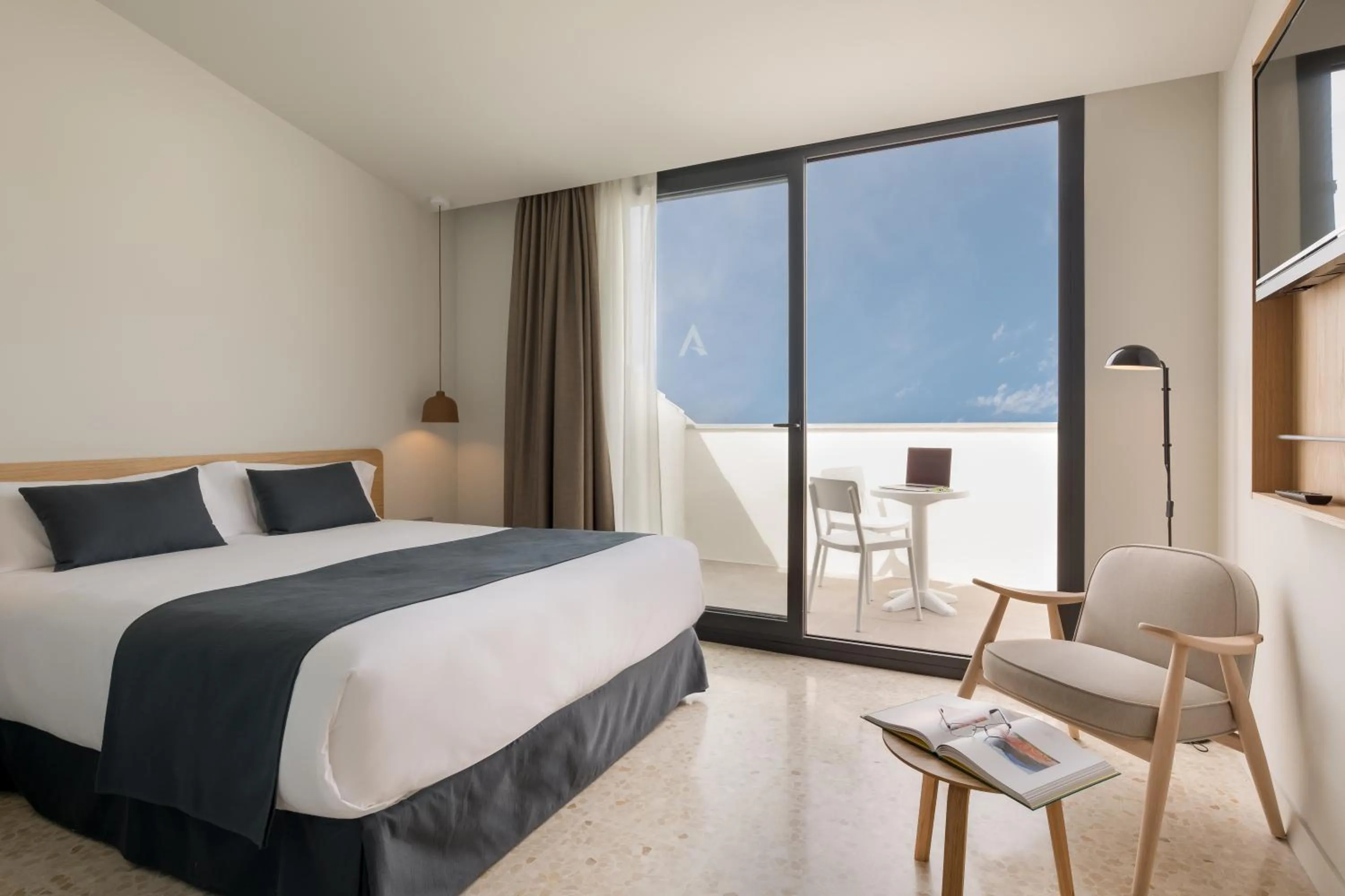 Photo of the whole room, Bed in AQUA Hotel Silhouette & Spa - Adults Only