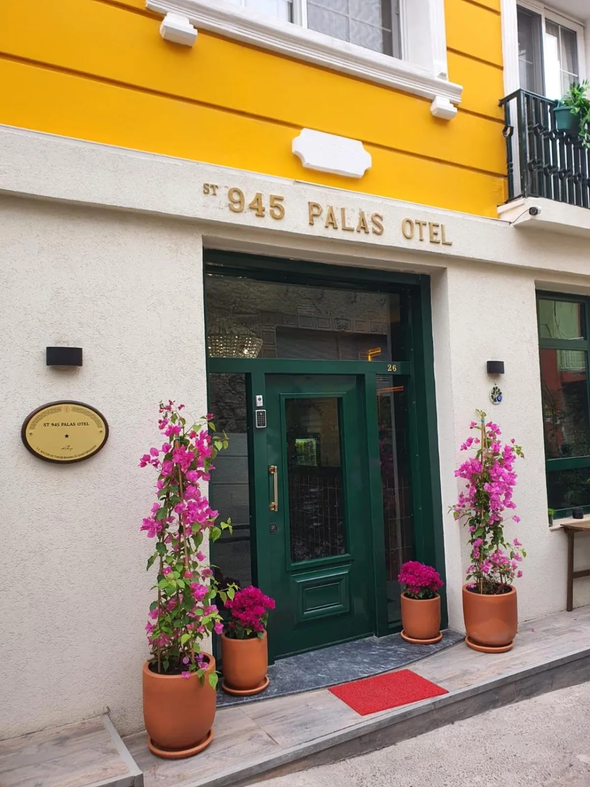 Property building in st945 Palas Otel