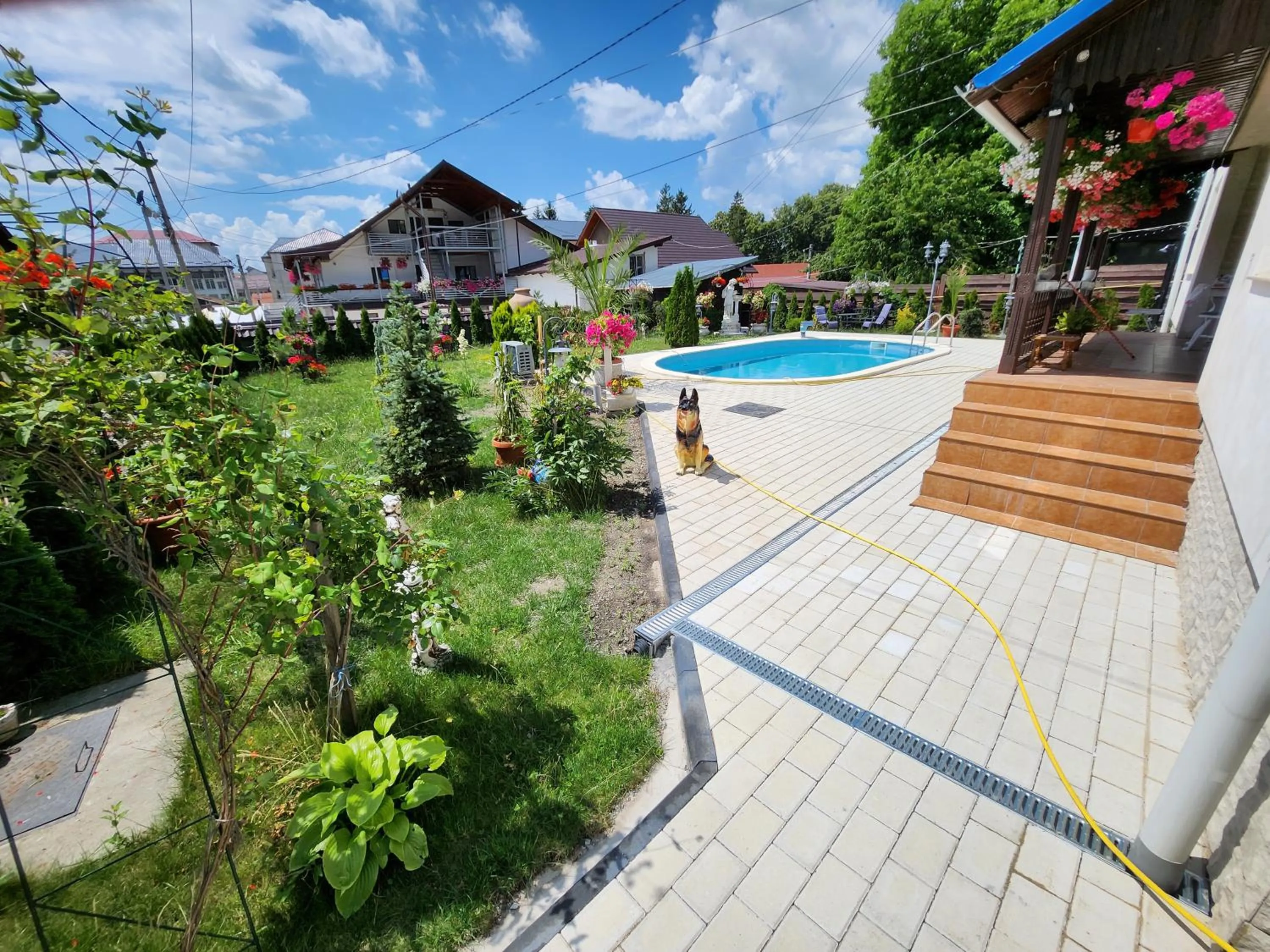 Property building in VAiAs Aparts