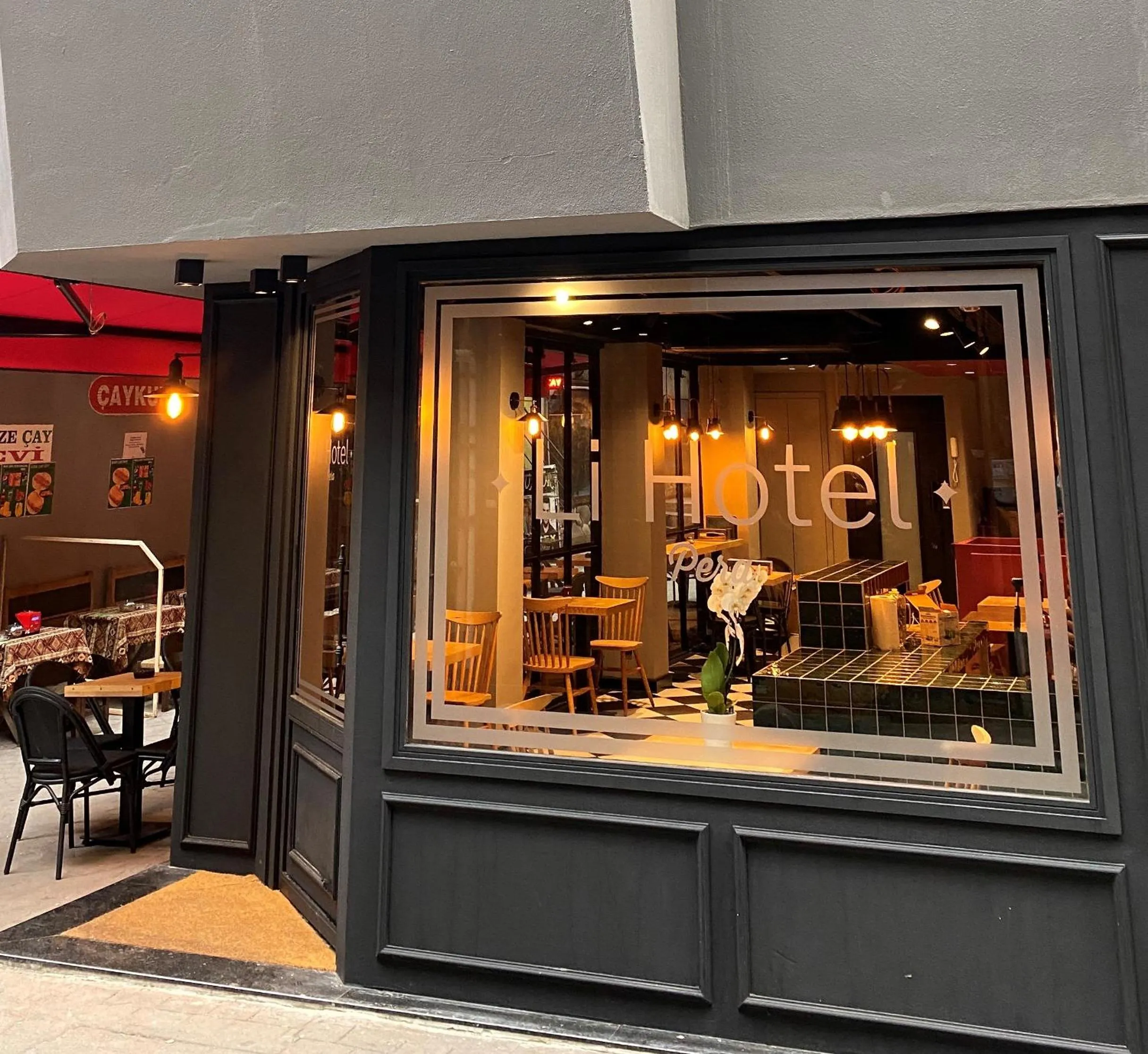 Property building in Li Hotel Pera