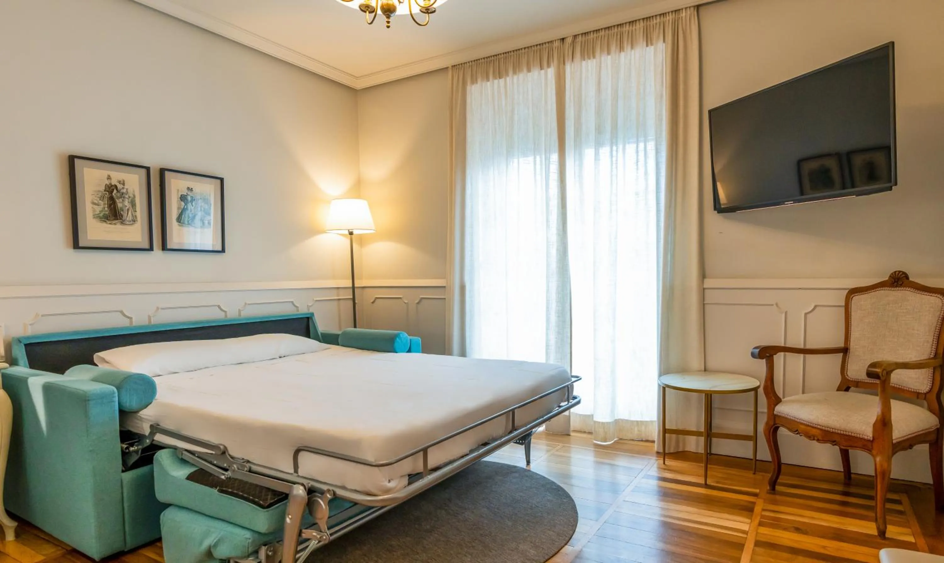 Bed in Hotel Alcazar Irun