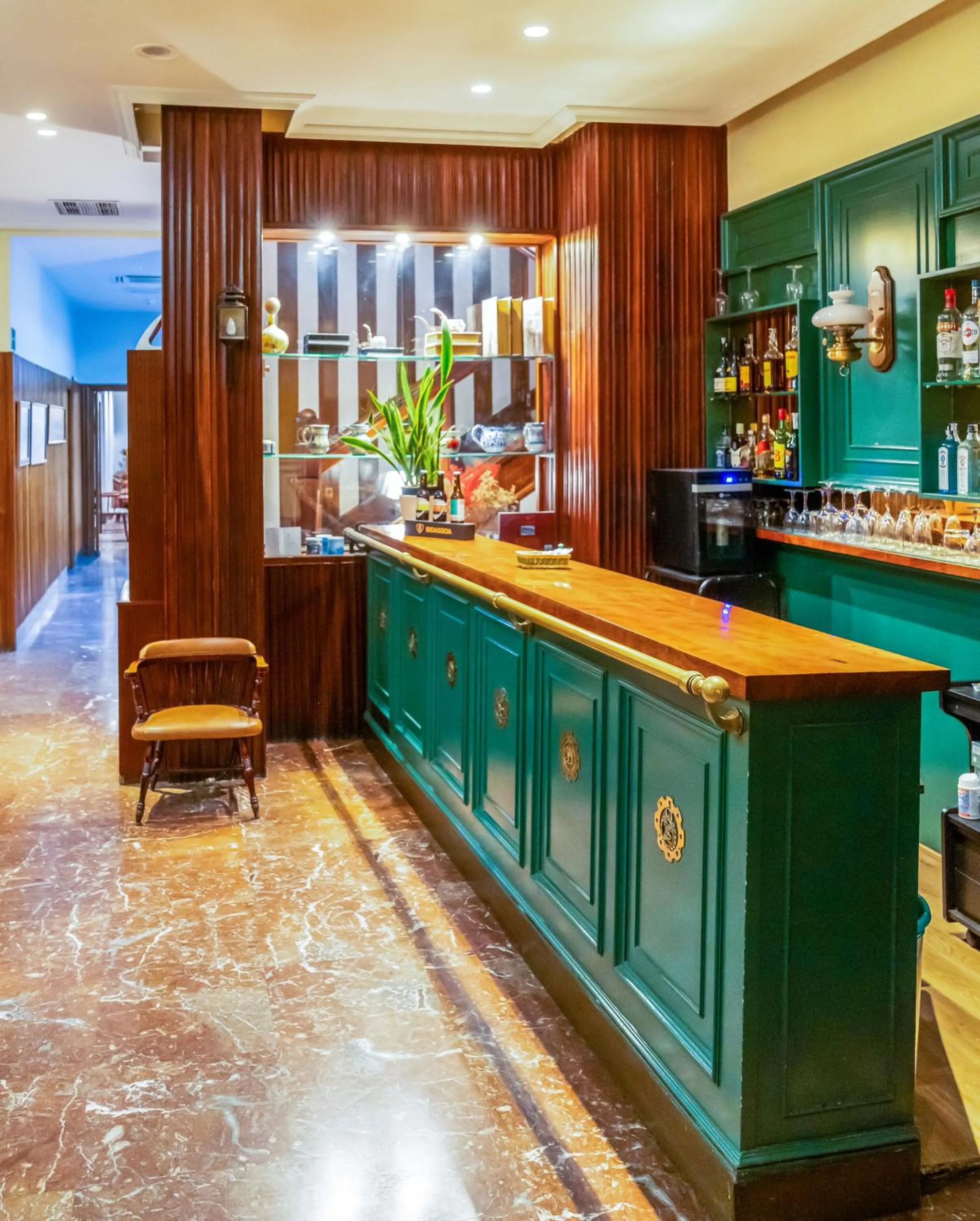 Lounge or bar in Hotel Alcazar Irun