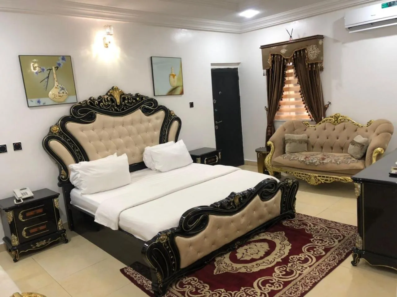 Bed in Kawruky Hotel Benin