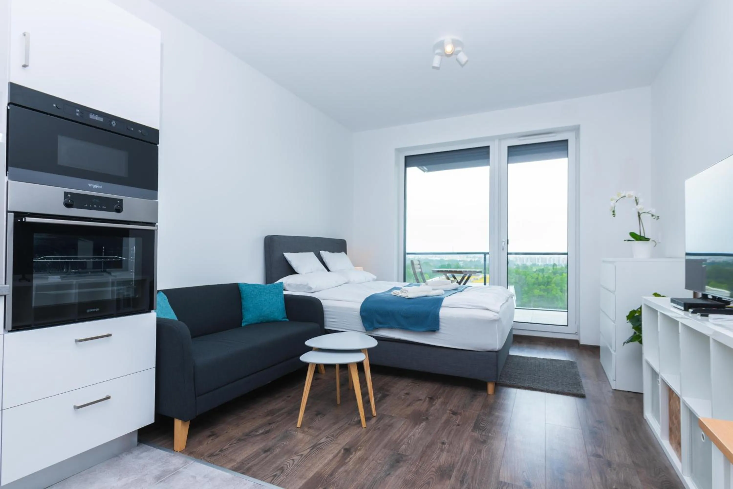 Bed in WaterFront City Apartments by FirstHost