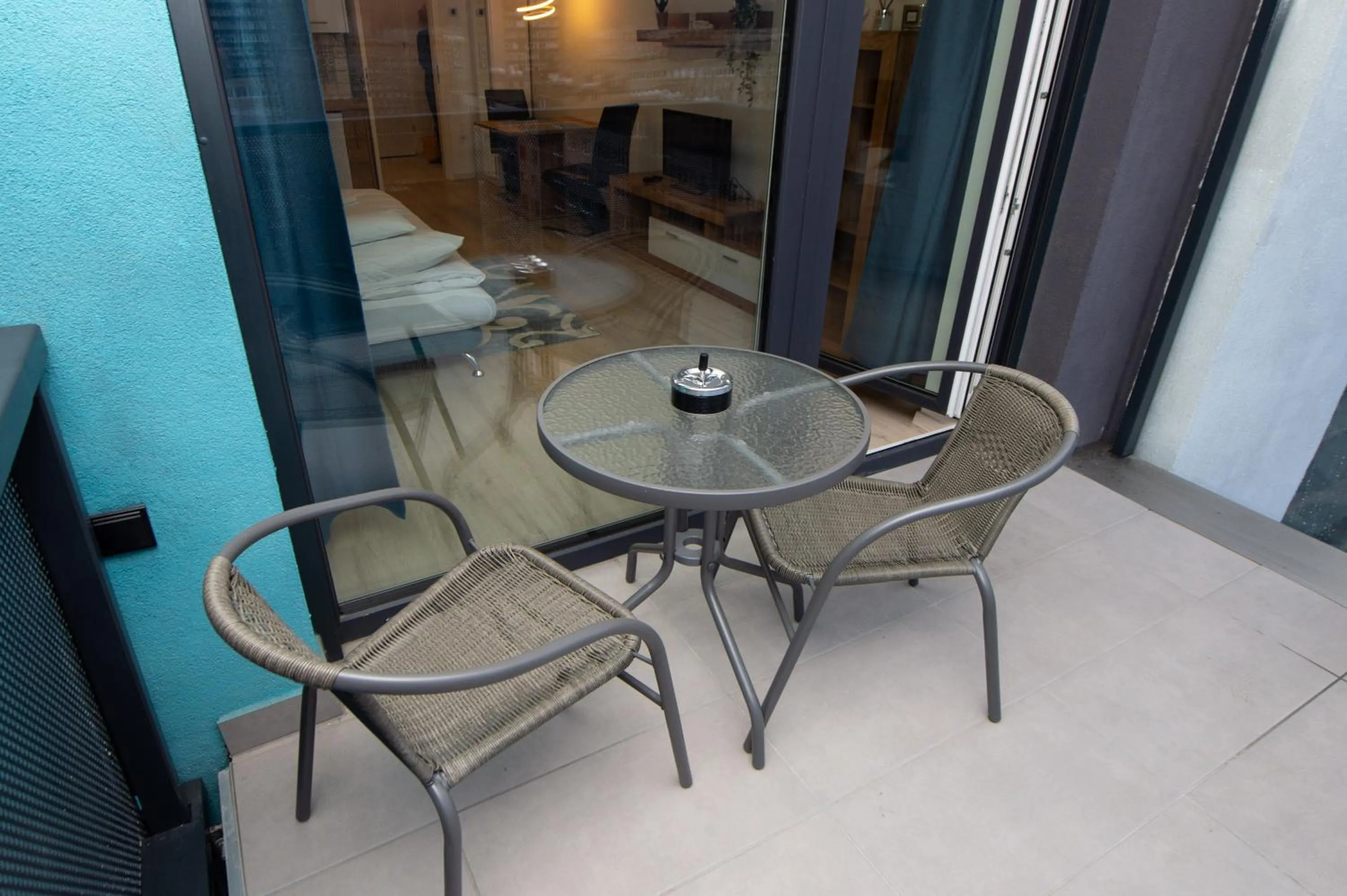 Balcony/Terrace in WaterFront City Apartments by FirstHost