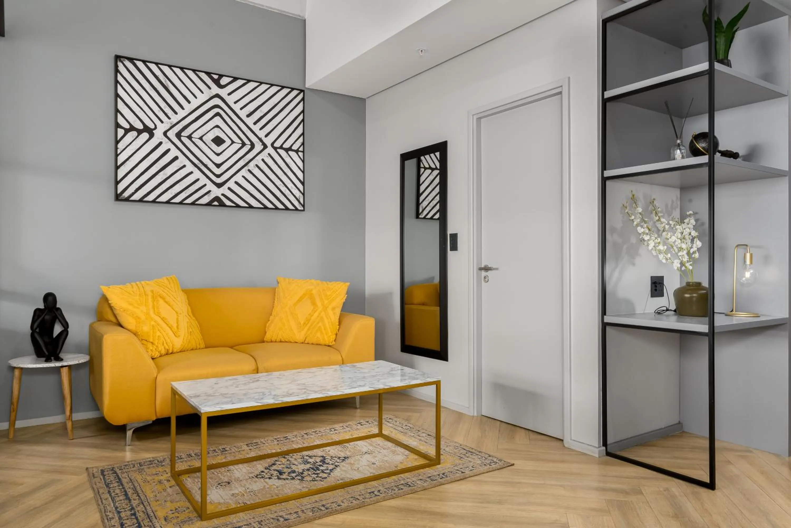 One Thibault Luxury Apartments