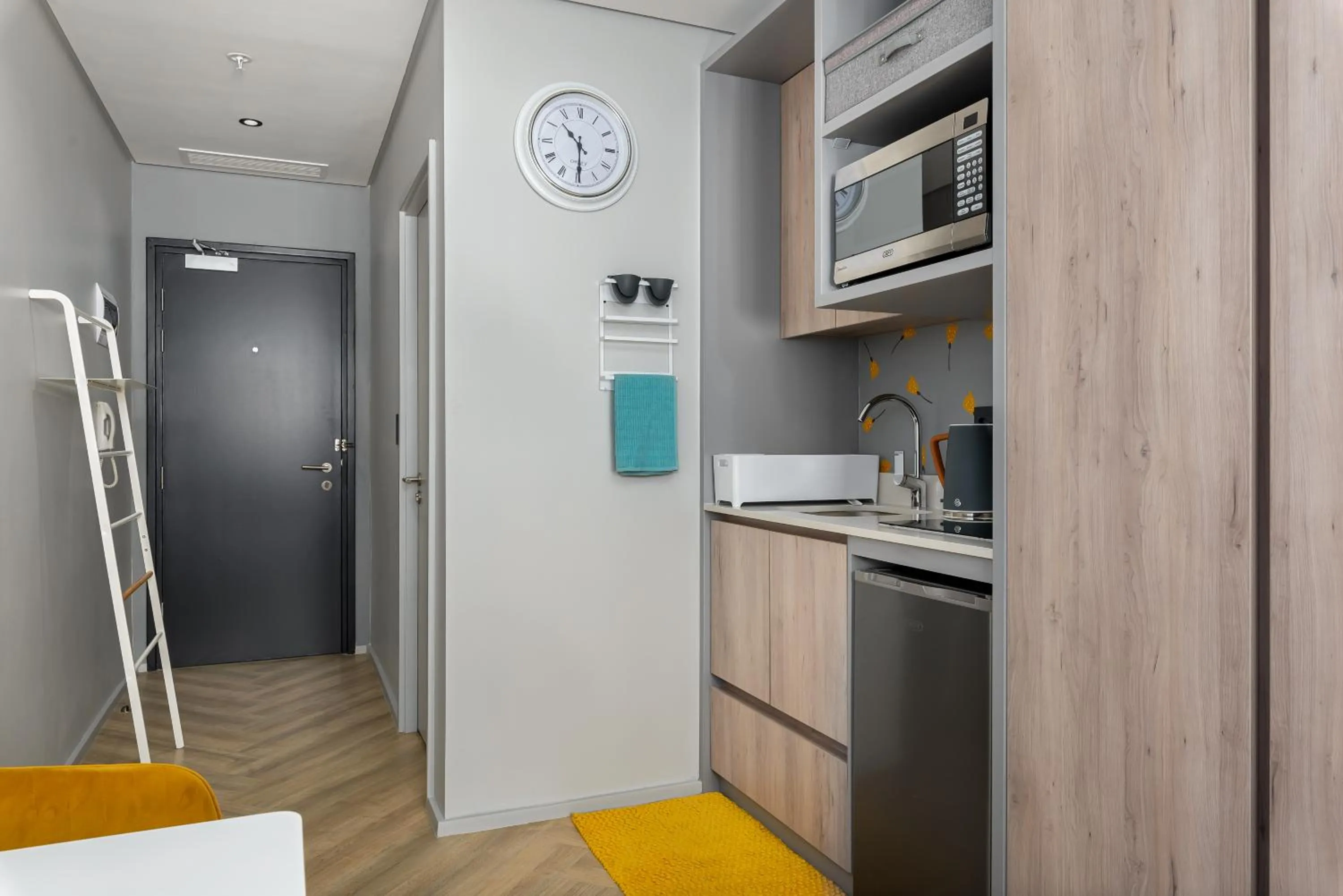 One Thibault Luxury Apartments