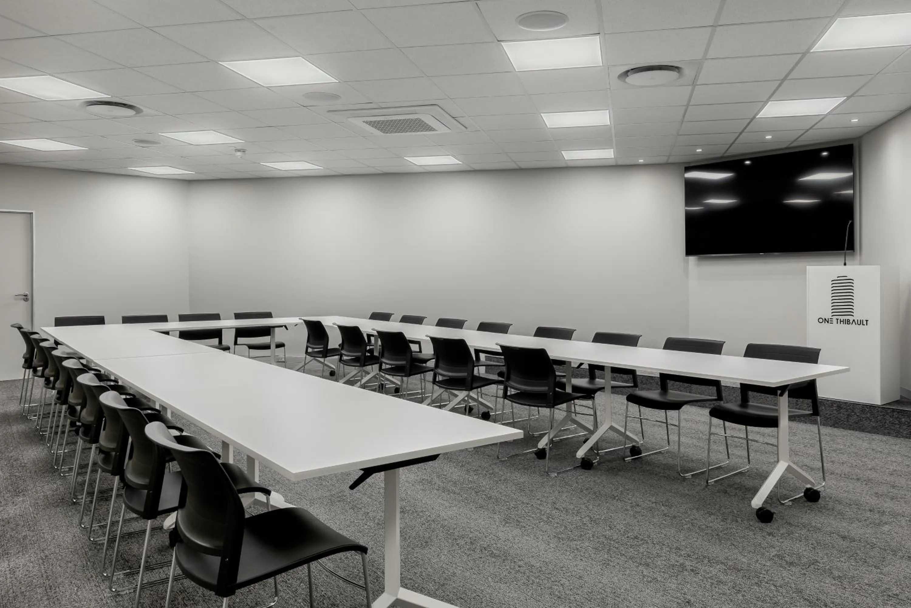 One Thibault Luxury Apartments