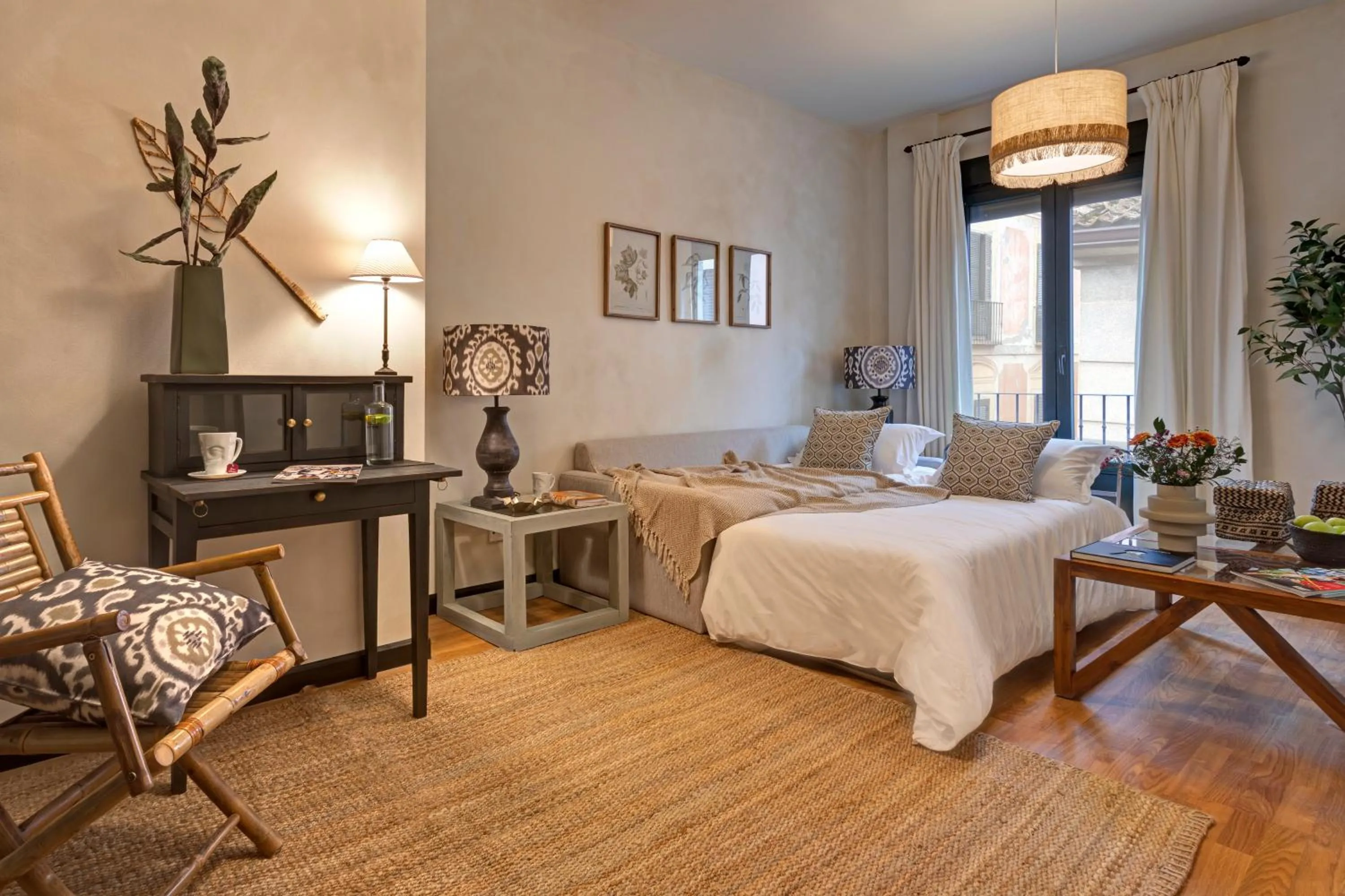 Living room, Bed in Hospedium Hotel La Farm