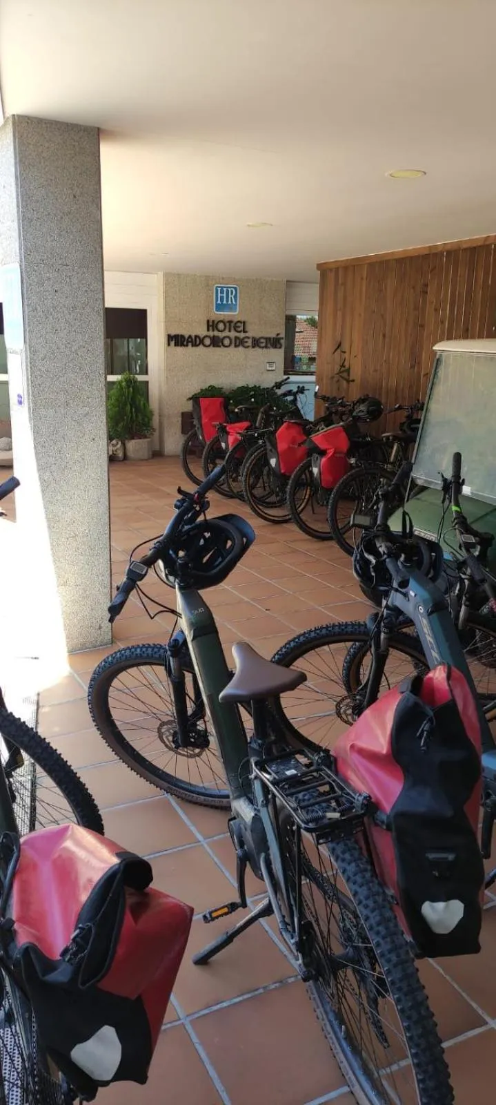 Parking in Hotel Parking Miradoiro de Belvís