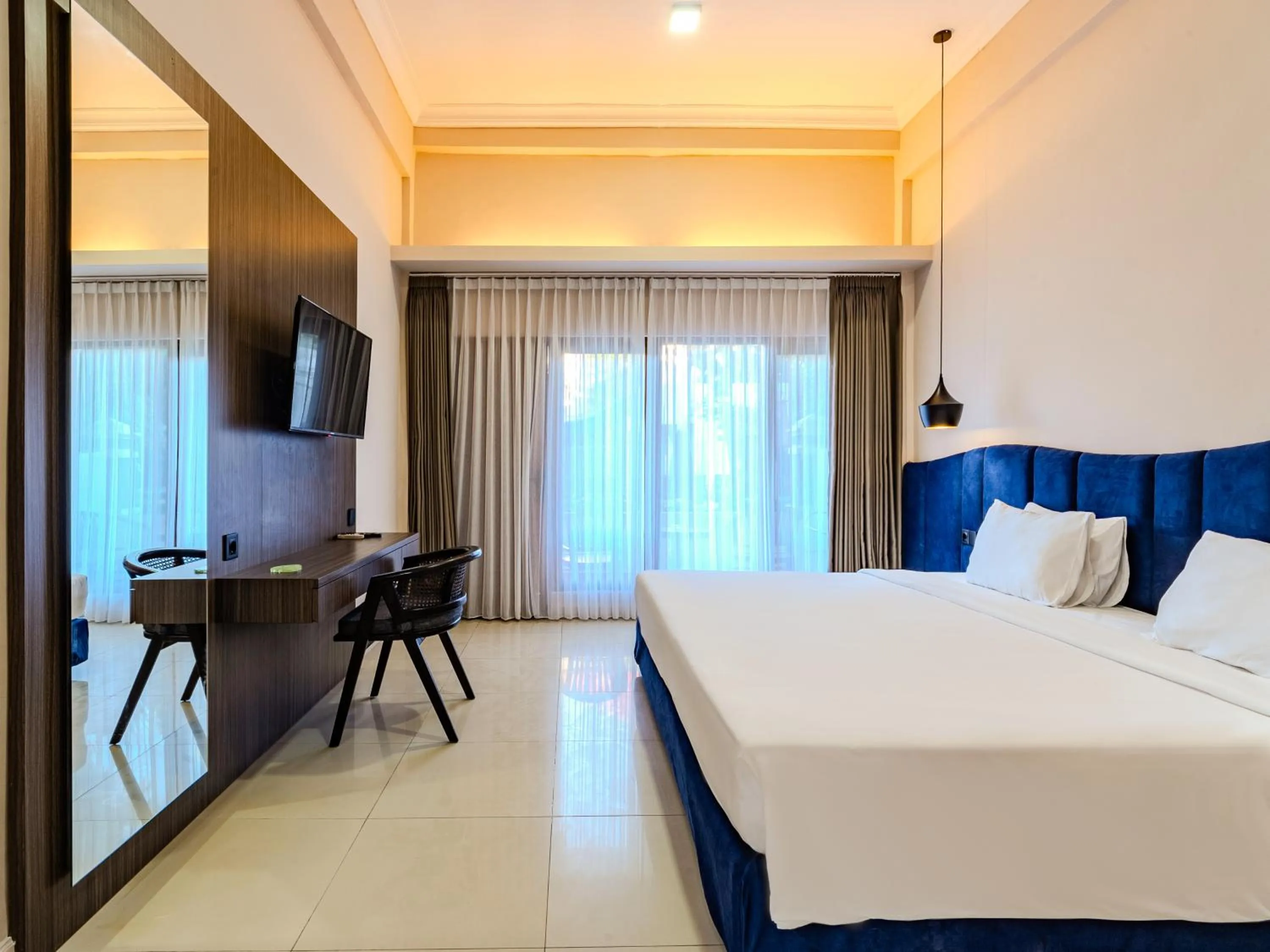 Bed in Marine Bay Sanur