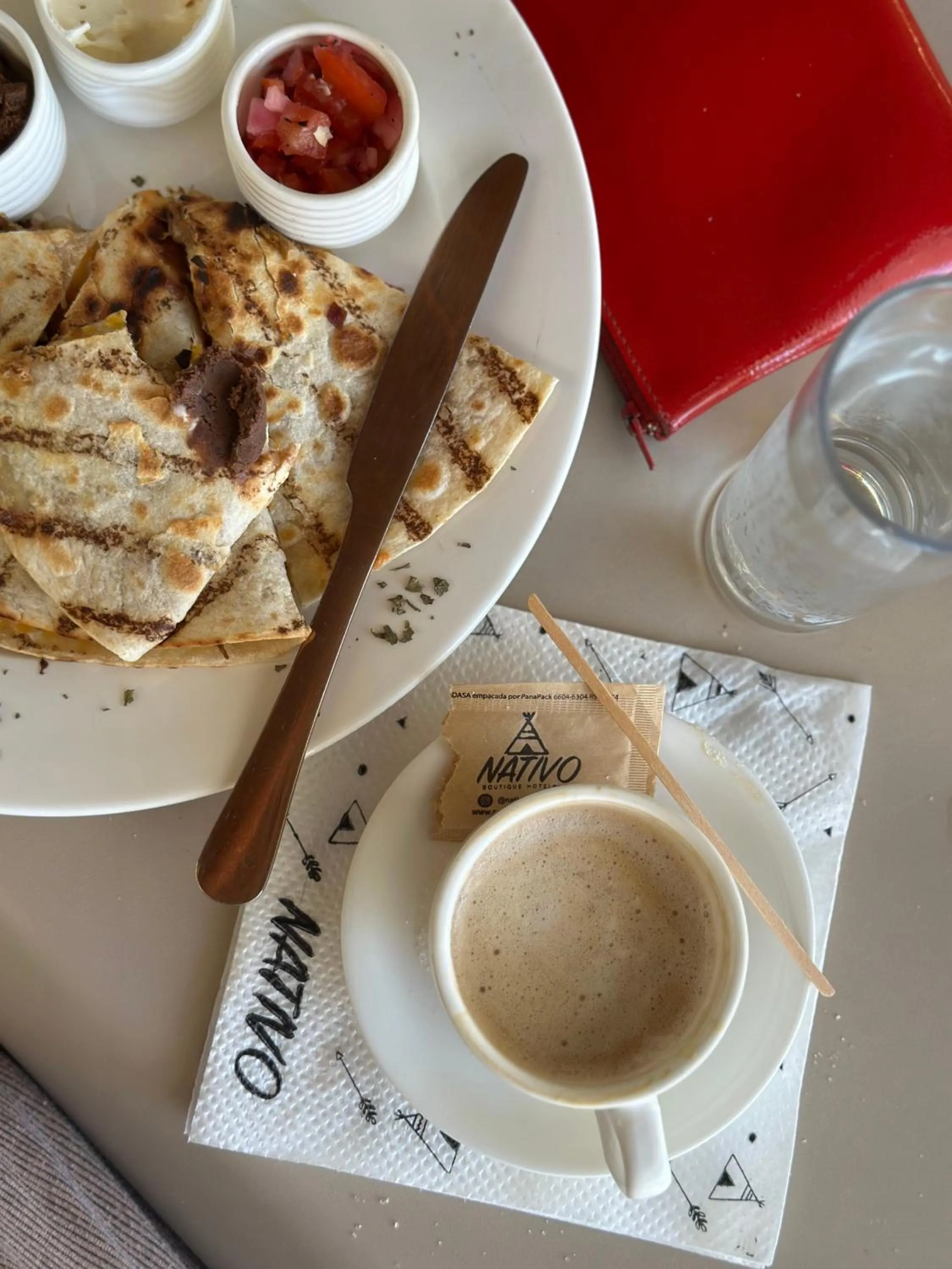 Restaurant/places to eat in Nativo