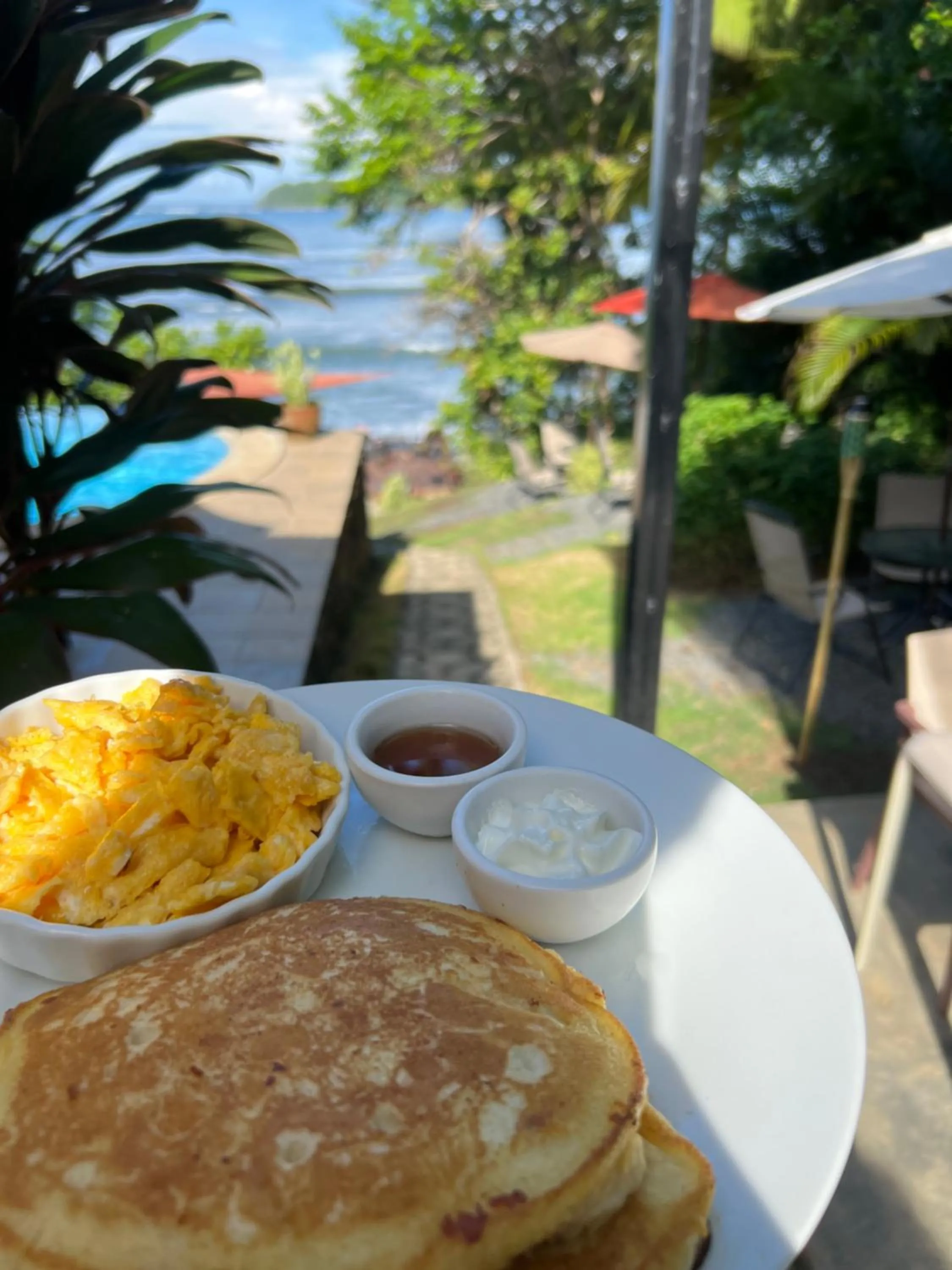 Restaurant/places to eat in Nativo