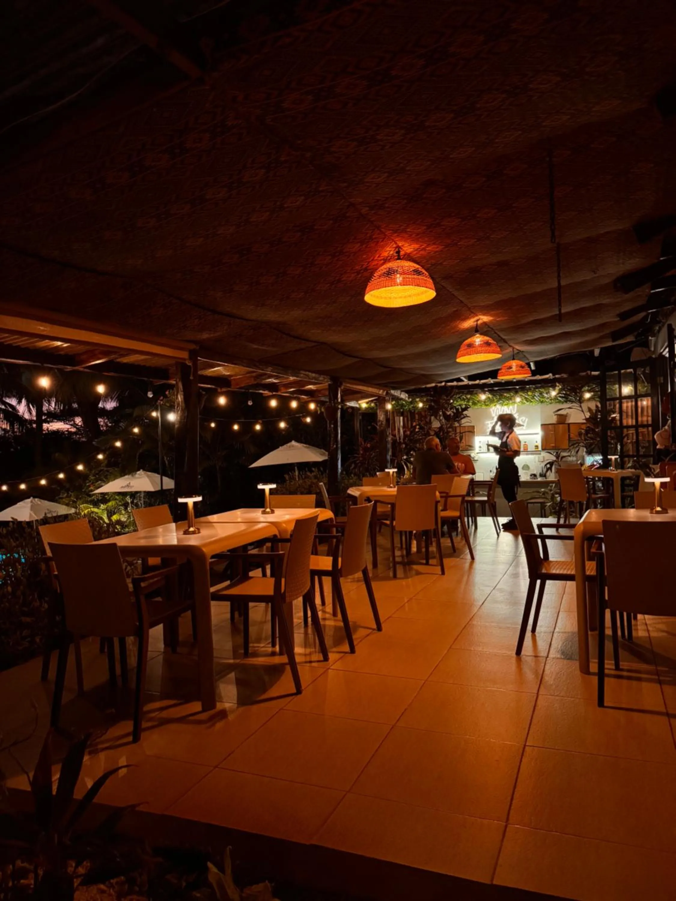 Restaurant/places to eat in Nativo