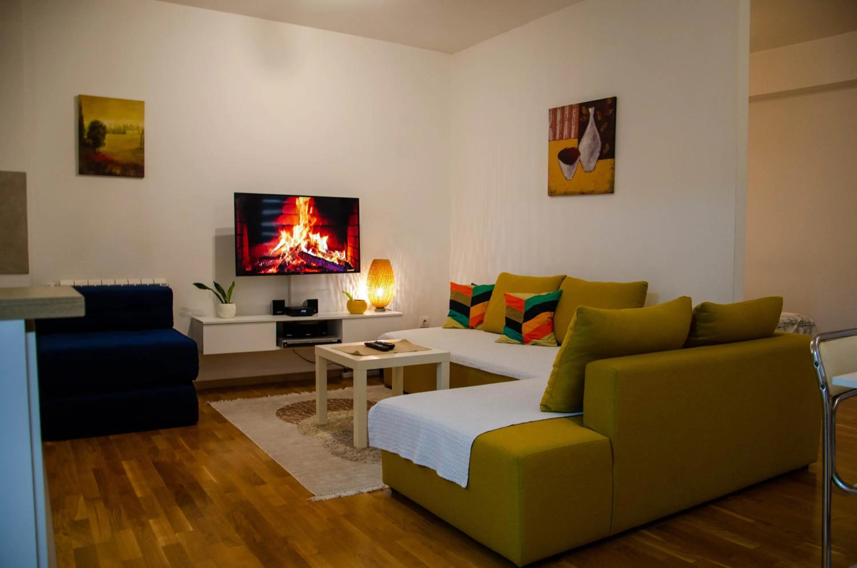 Living room in Modern Rajcikk Apartment nearby downtown & Vardar river