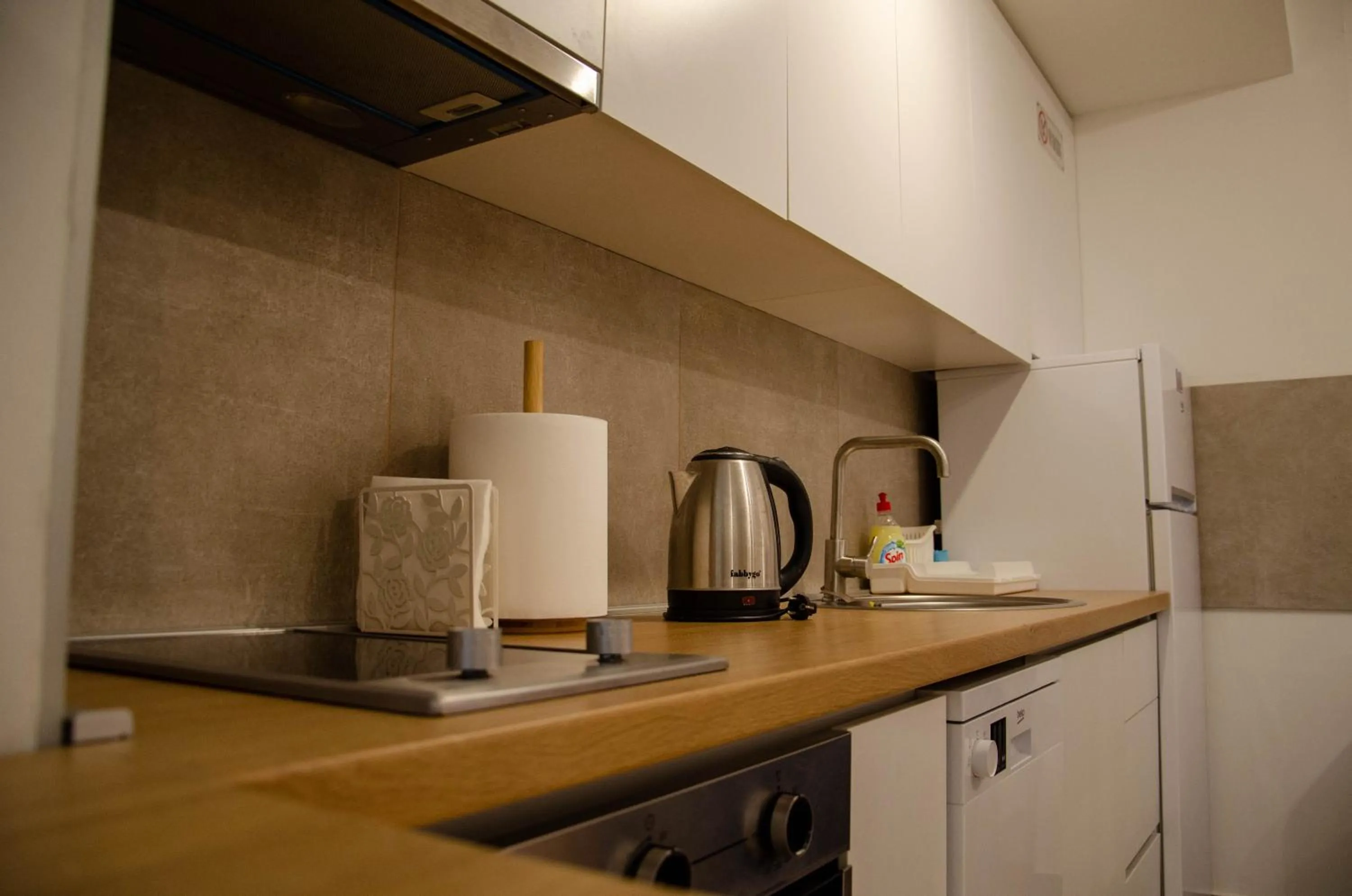 Kitchen or kitchenette in Modern Rajcikk Apartment nearby downtown & Vardar river