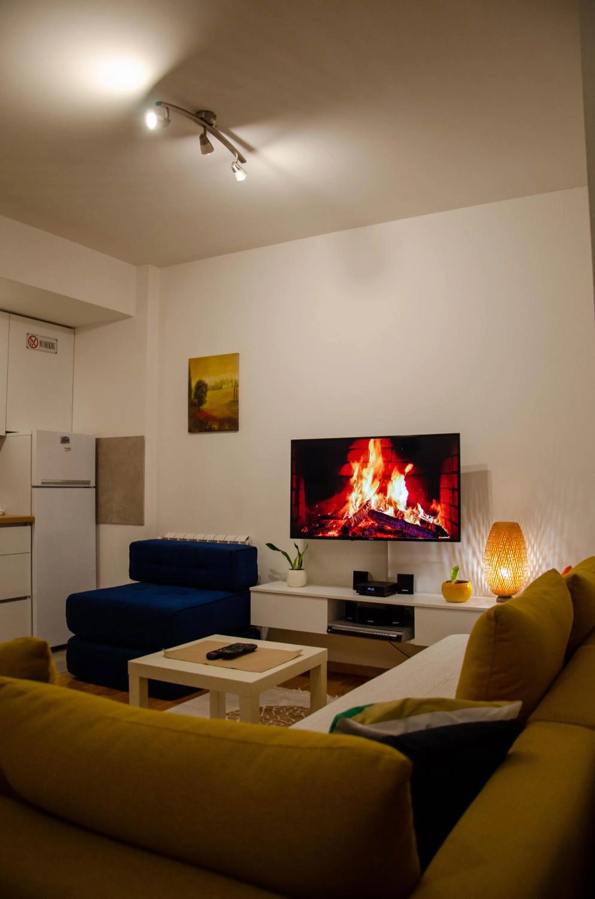 Living room in Modern Rajcikk Apartment nearby downtown & Vardar river