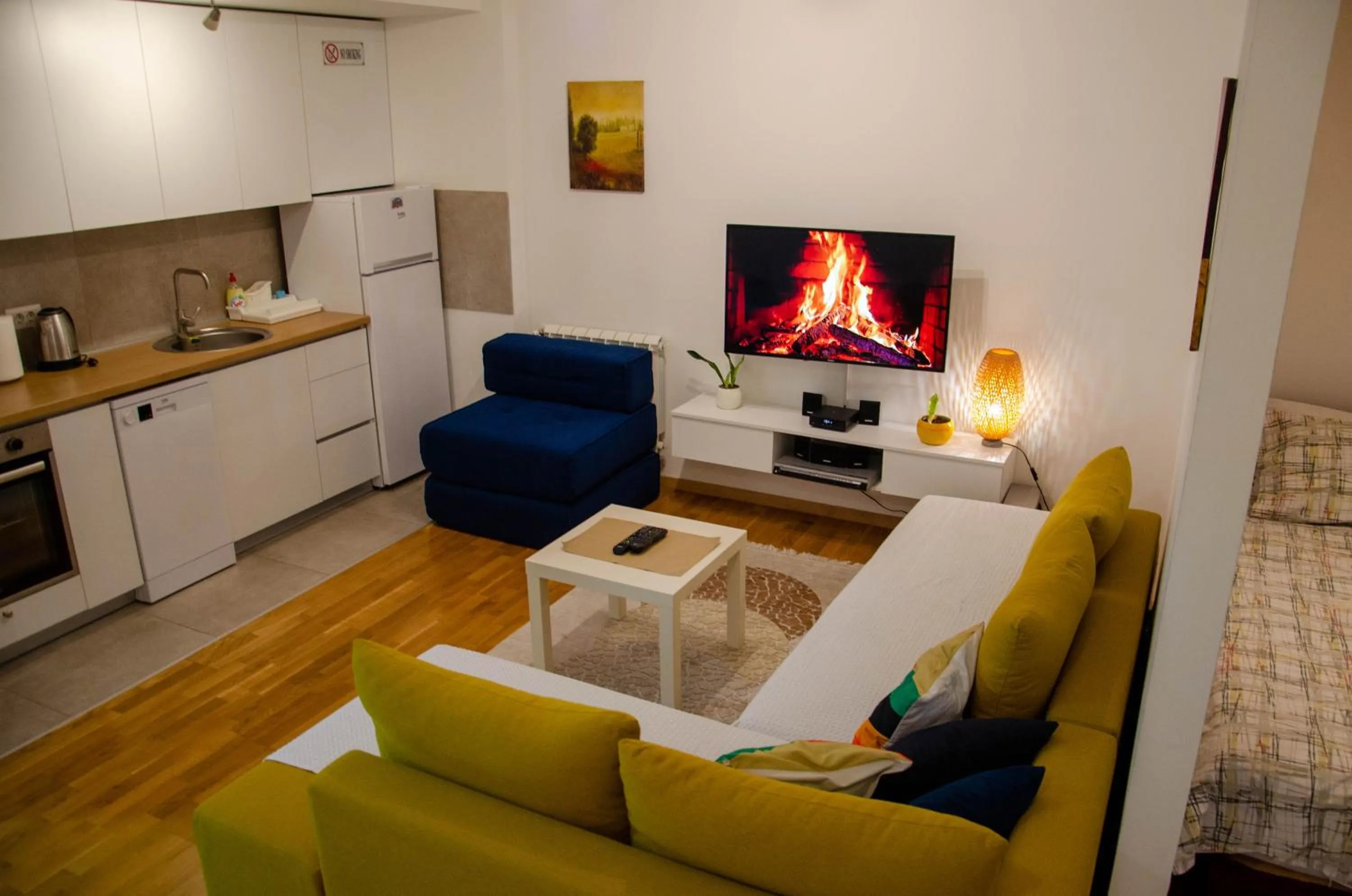 Living room in Modern Rajcikk Apartment nearby downtown & Vardar river