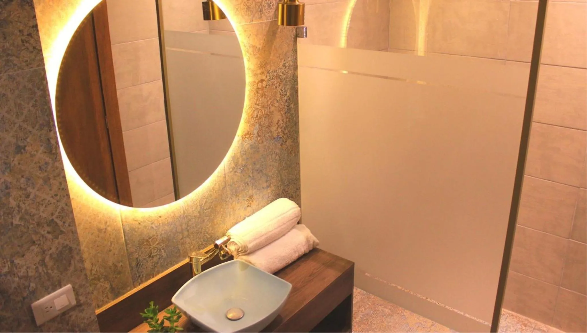 Bathroom in Hotel Inti Quito