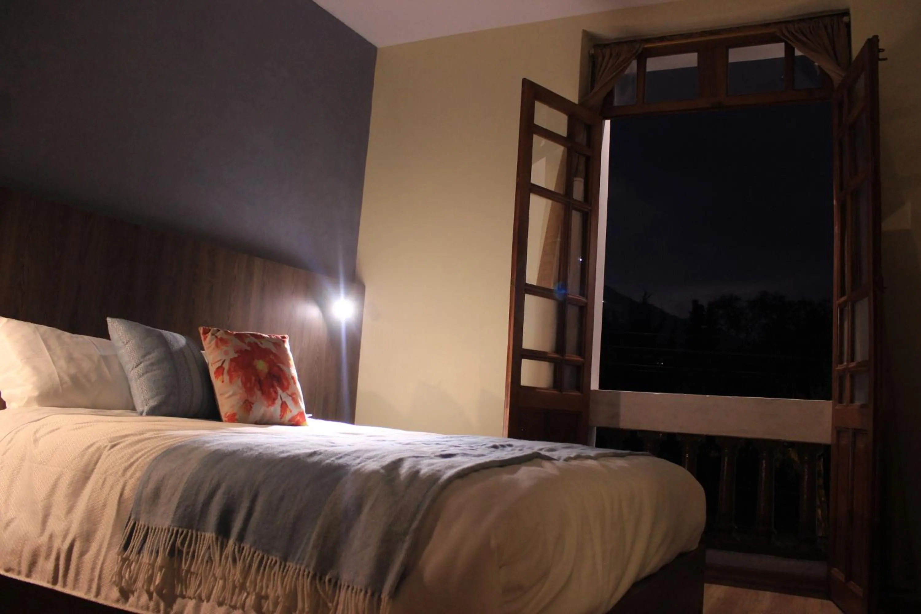 Bed in Hotel Inti Quito