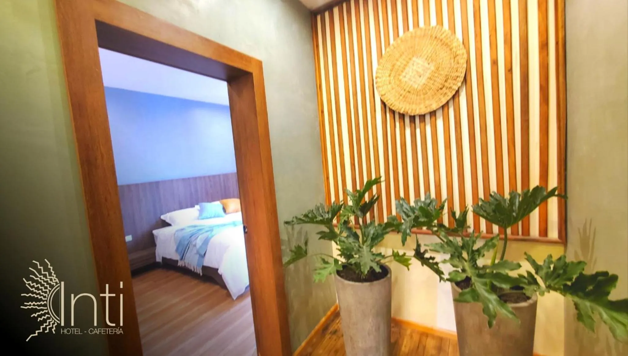 Bedroom, Bed in Hotel Inti Quito