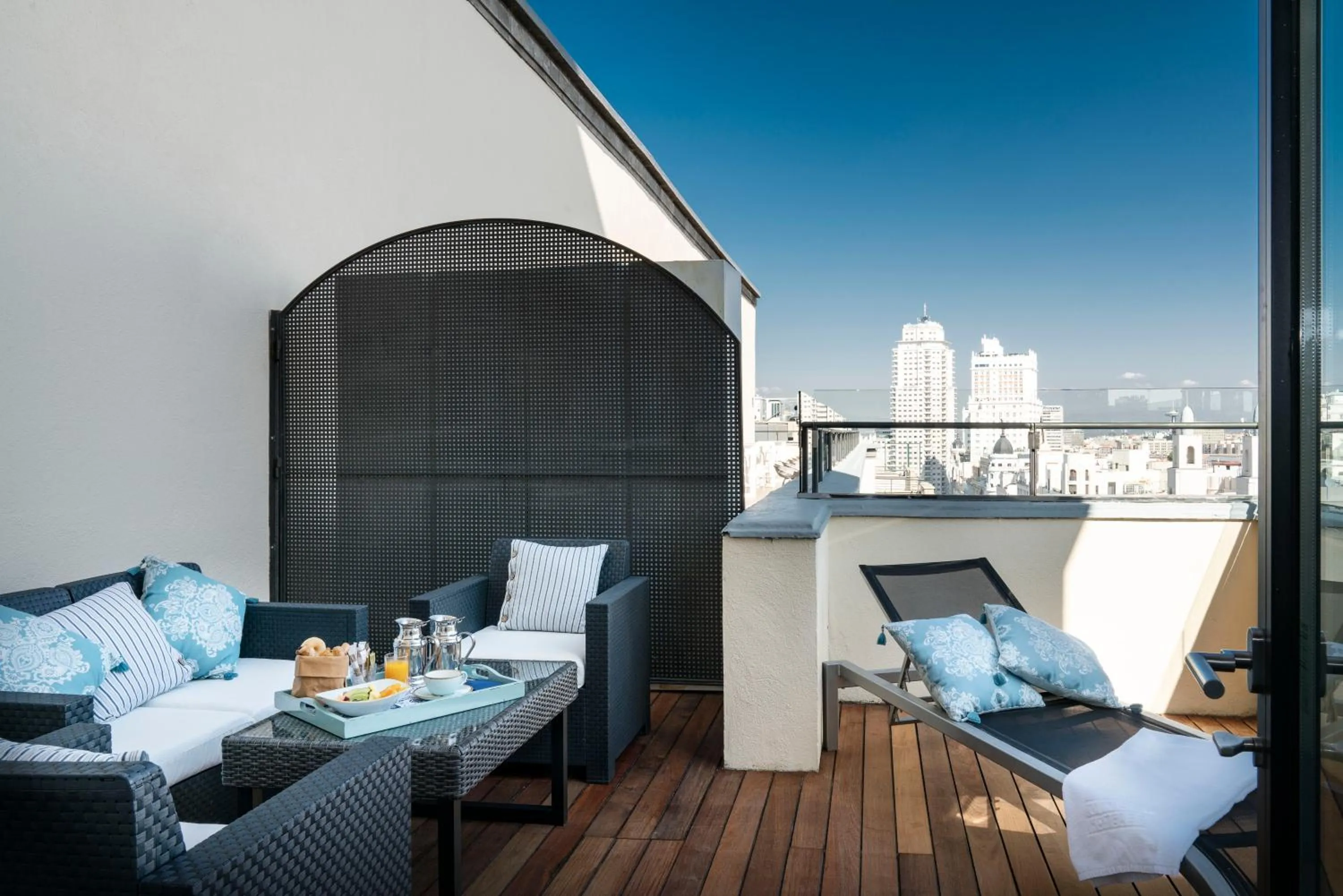 Balcony/Terrace in Vincci Capitol