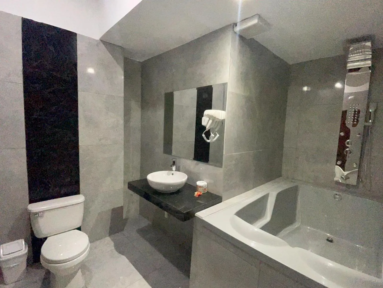 Shower in Manantial Hostal No.004