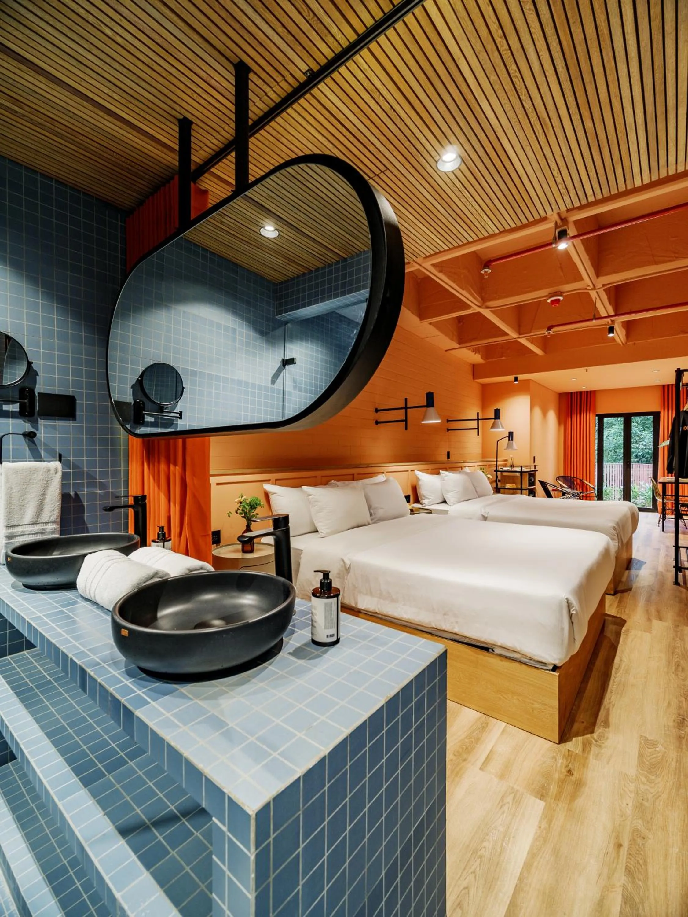 Bathroom, Bed in The Somos Bold Hotel