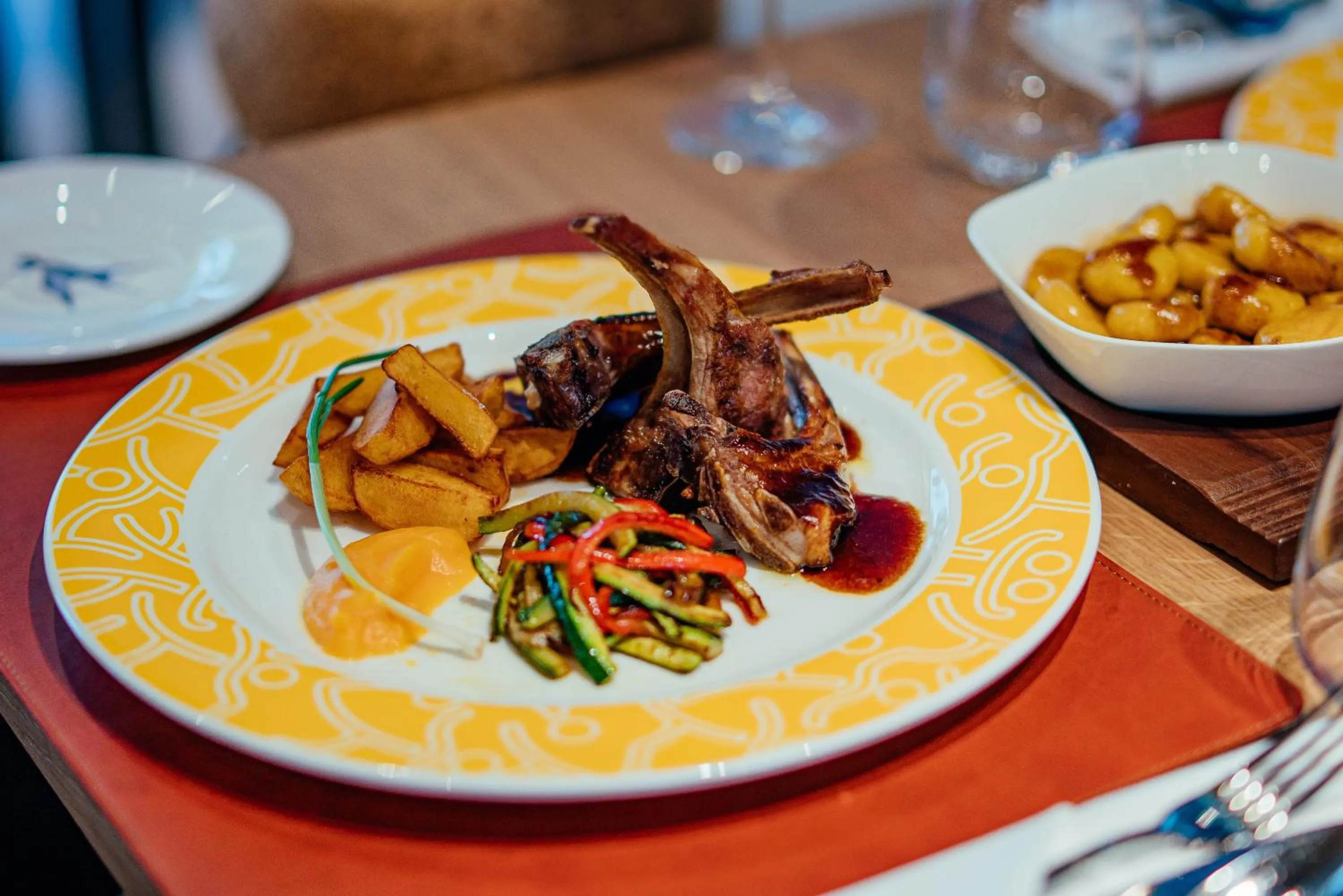 Restaurant/places to eat in Emotheo Heritage Hotel