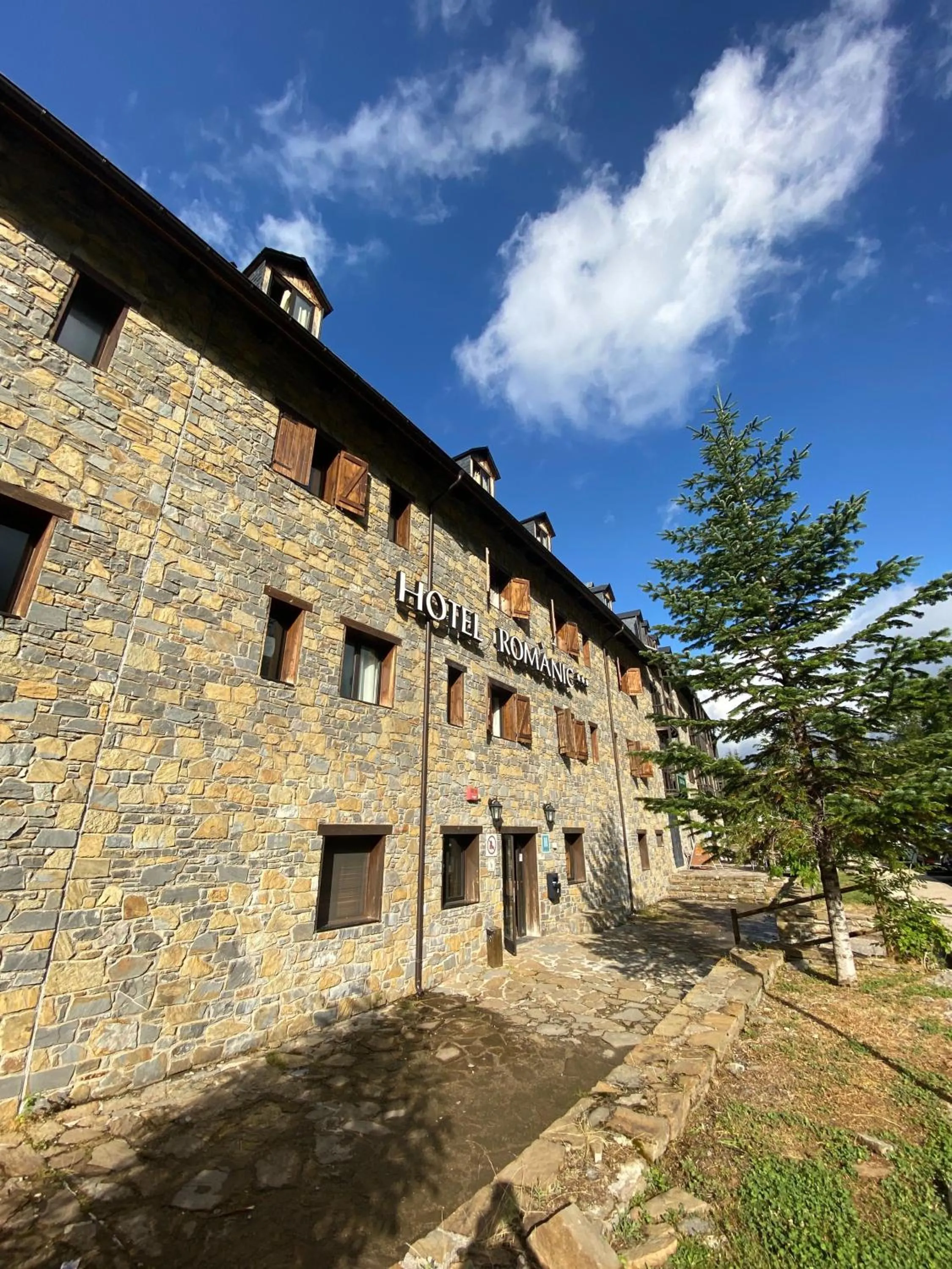 Property building in Hotel Romànic