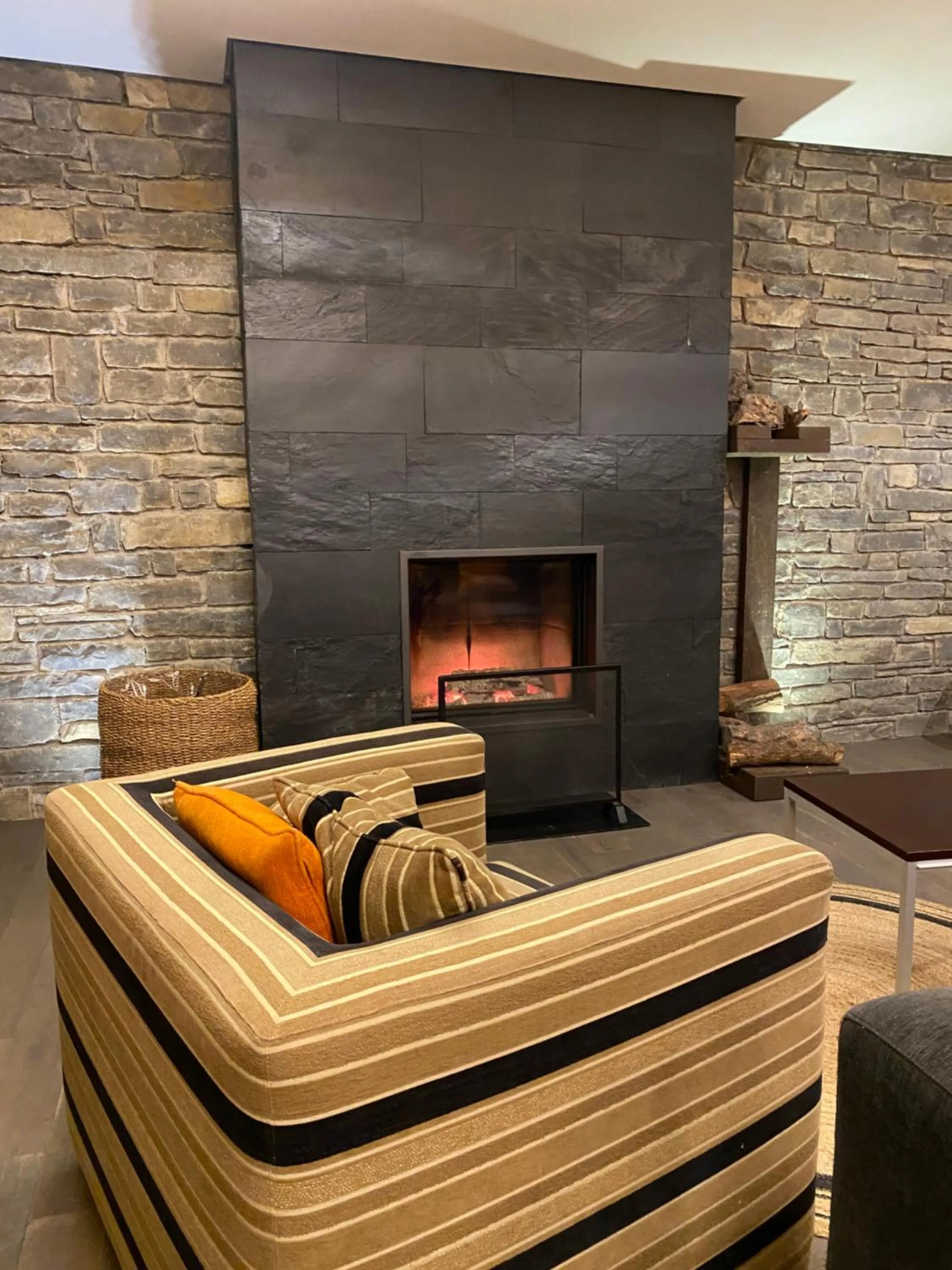 Seating area in Aparthotel Siente Boí & SPA