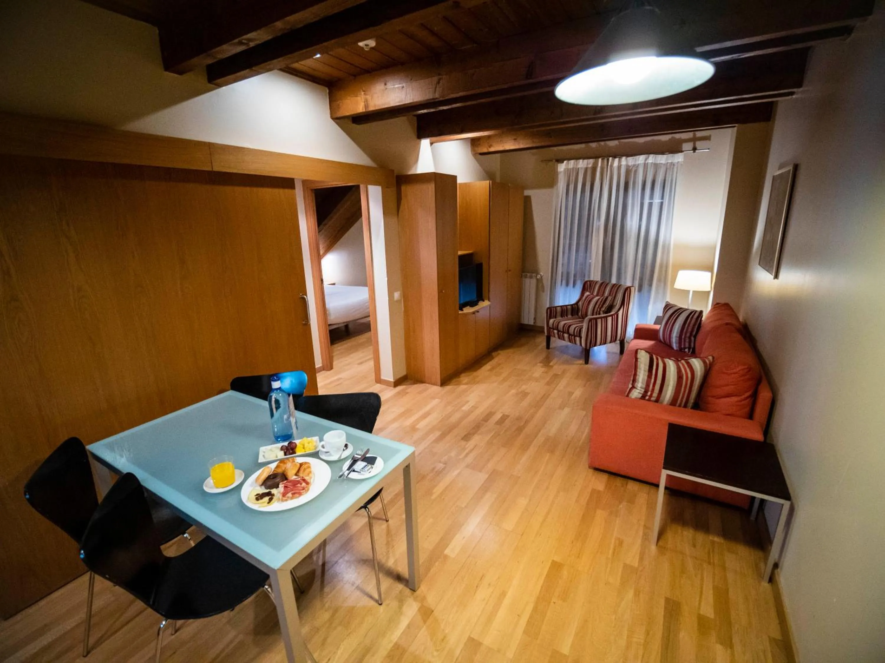 Lounge or bar in Aparthotel Siente Boí & SPA