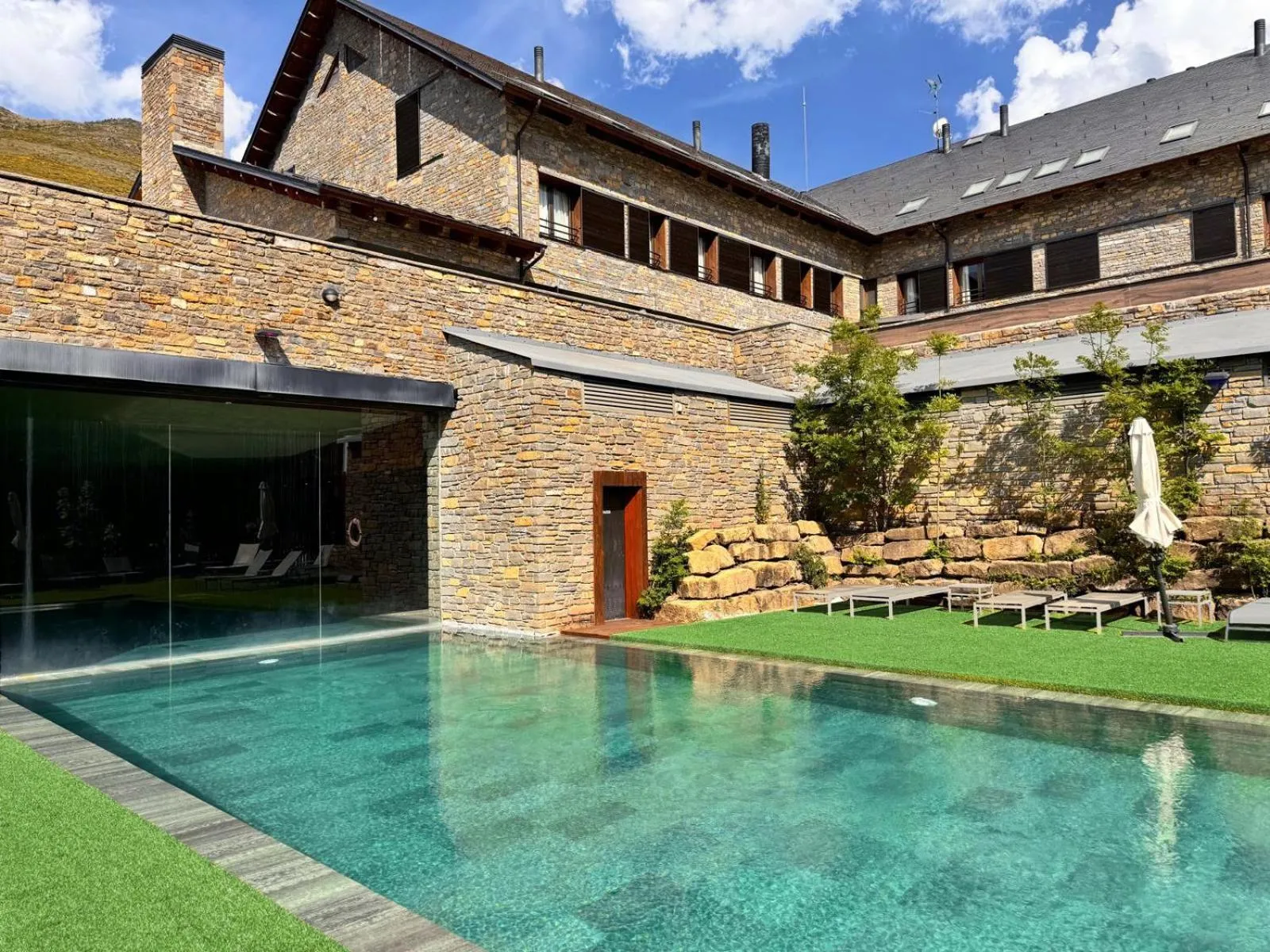 Day in Aparthotel Siente Boí & SPA