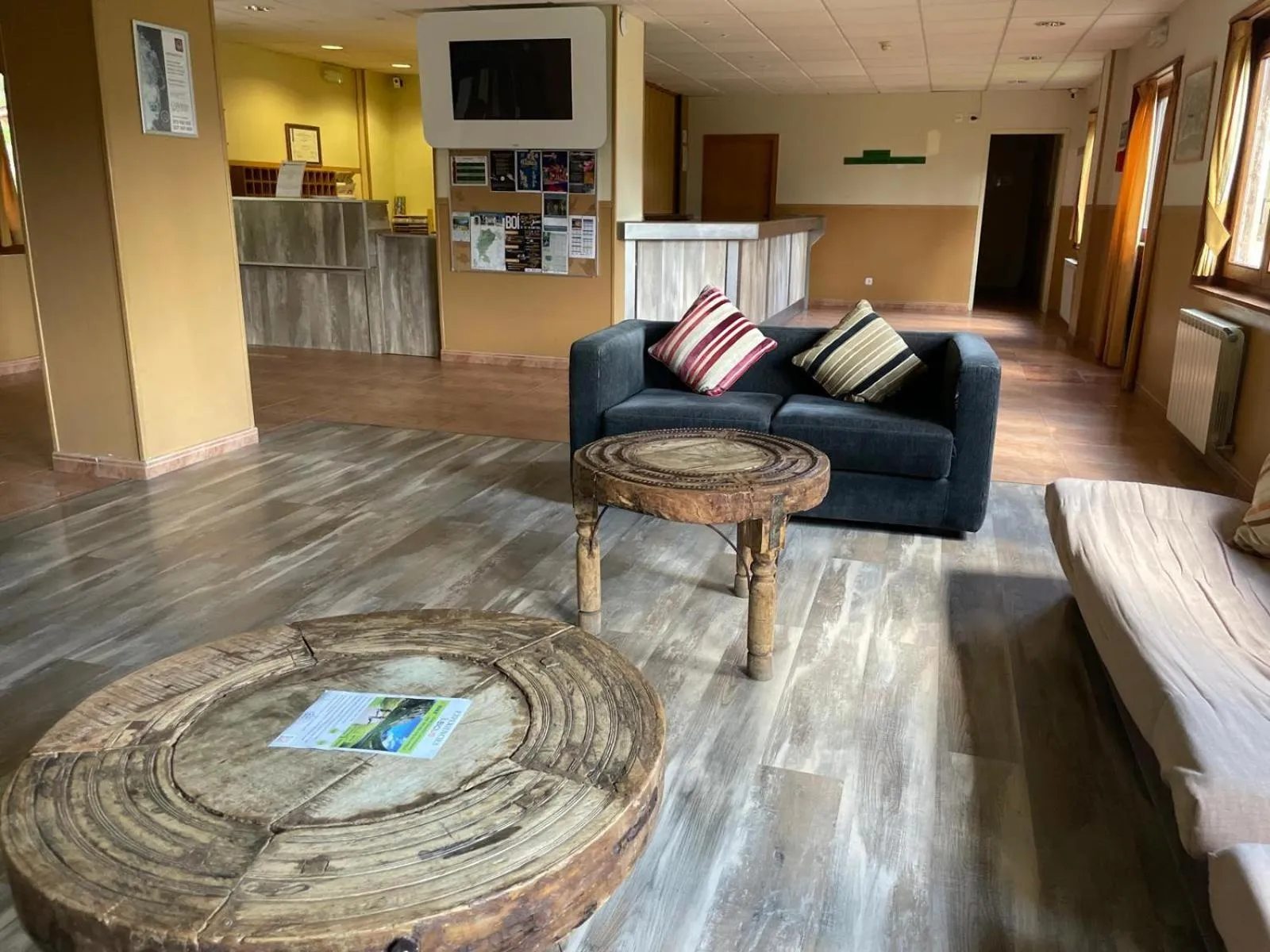 Lobby or reception in Hotel Taüll