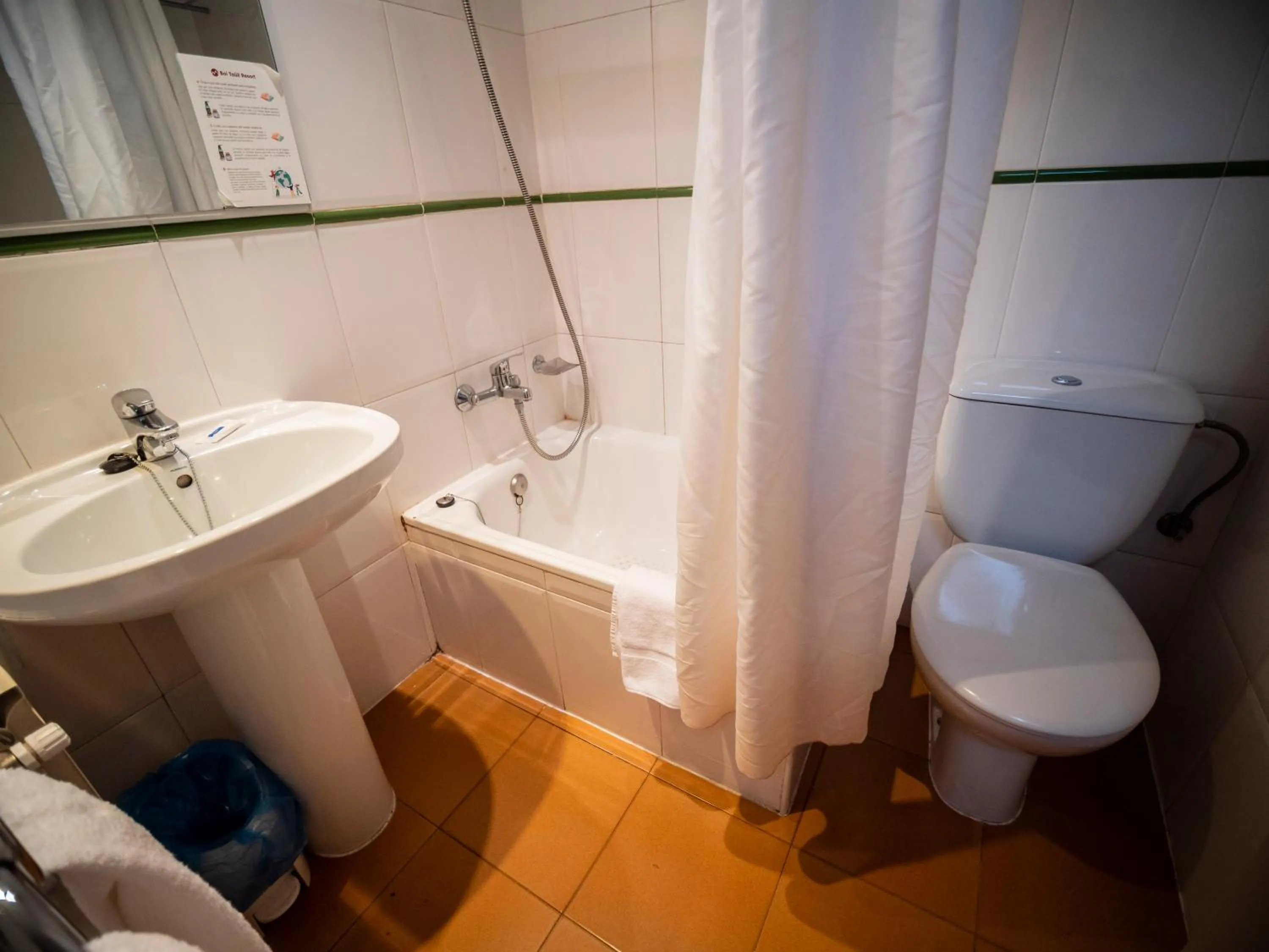 Bathroom in Hotel Taüll