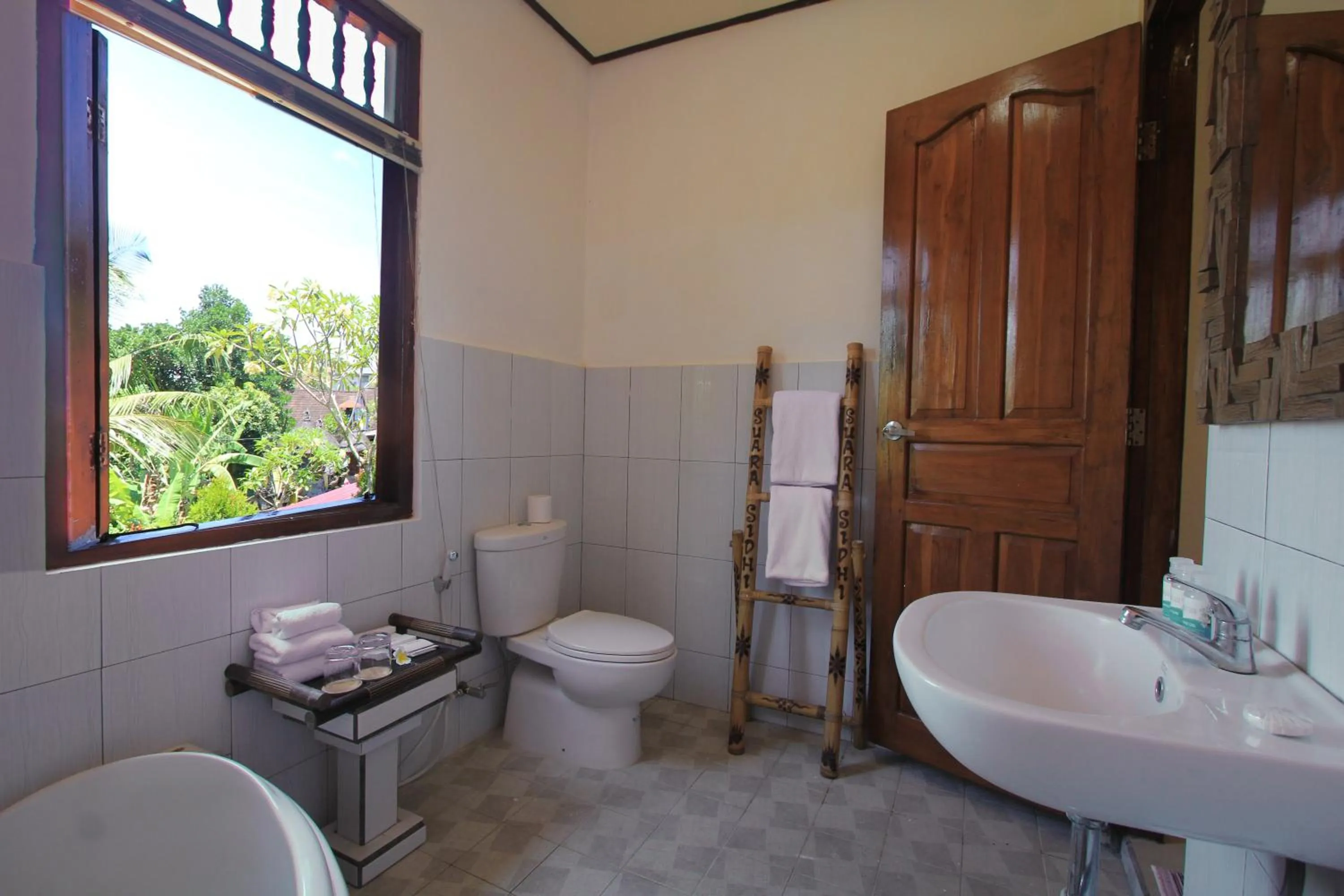 Toilet in SUARA SIDHI Villa Ubud Bali