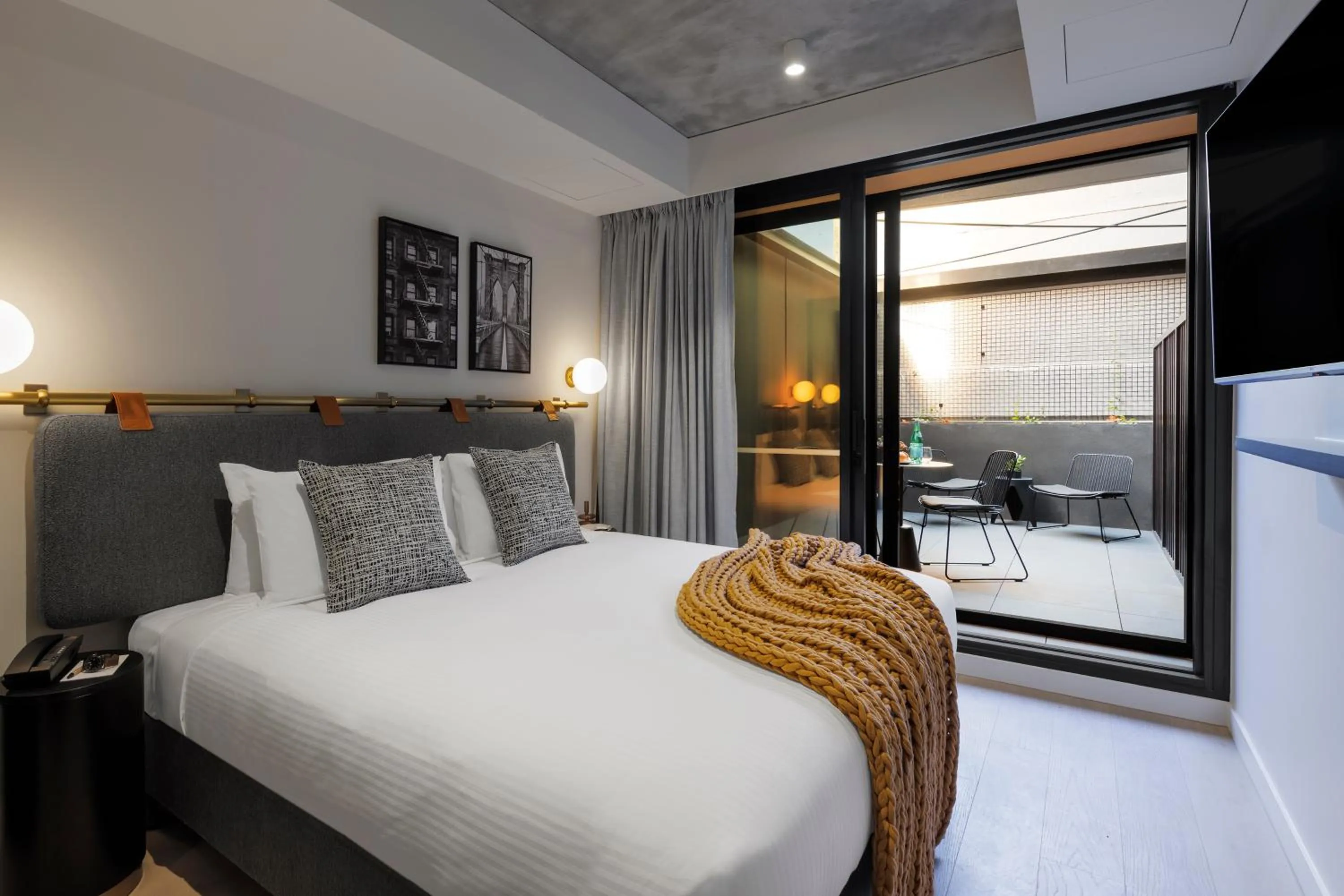 Bed in Veriu Collingwood