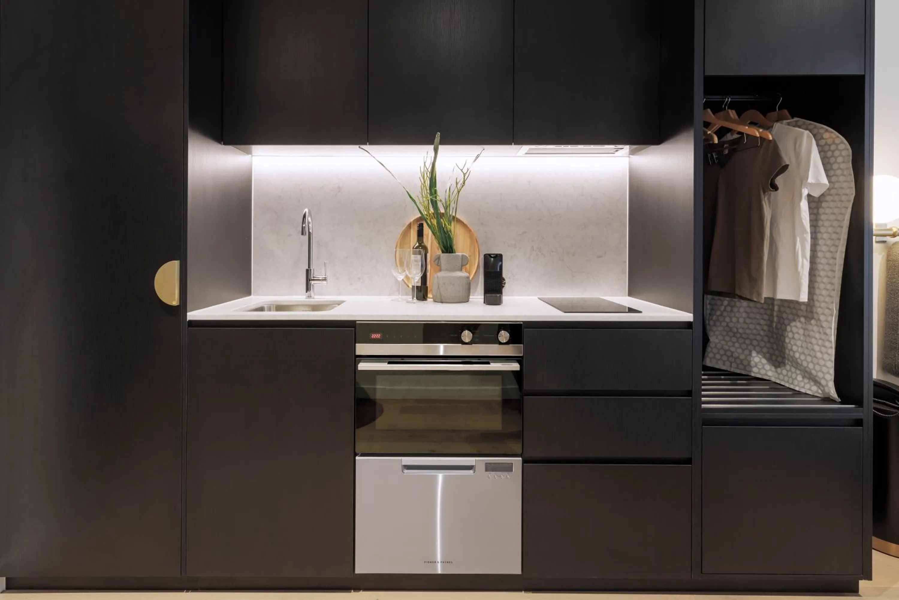 dishwasher in Veriu Collingwood