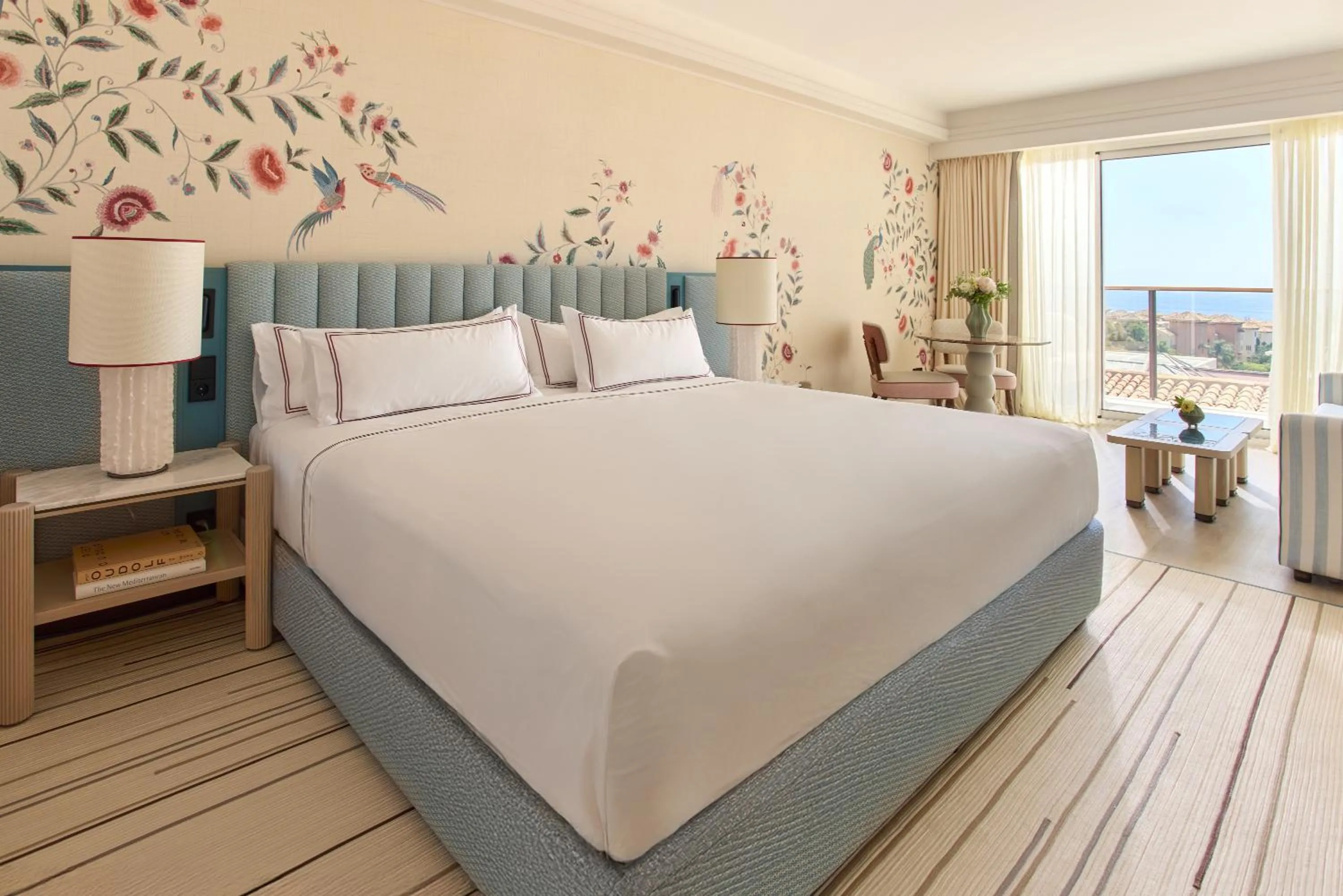 Bed in Don Carlos Marbella