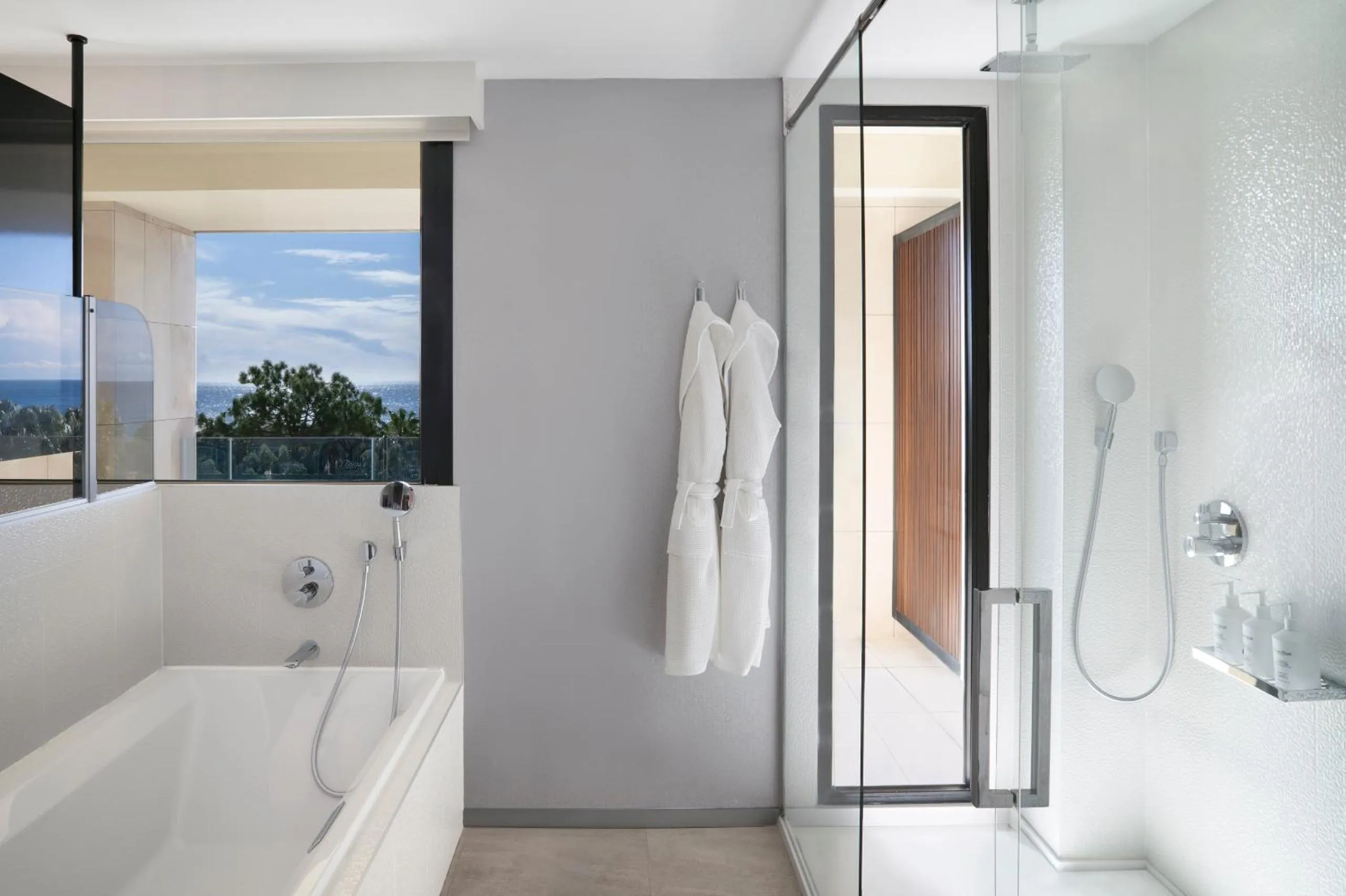 Bathroom in Don Carlos Marbella