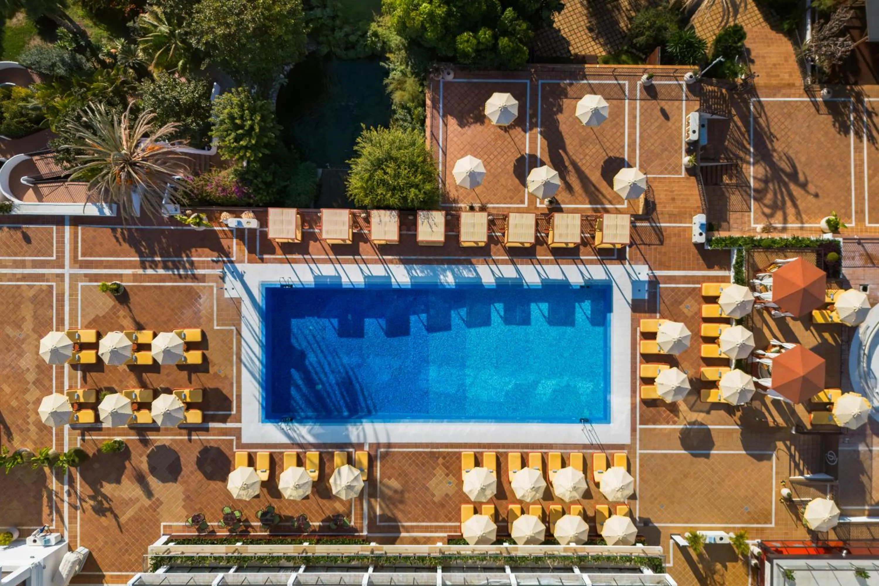 Bird's eye view in Don Carlos Marbella