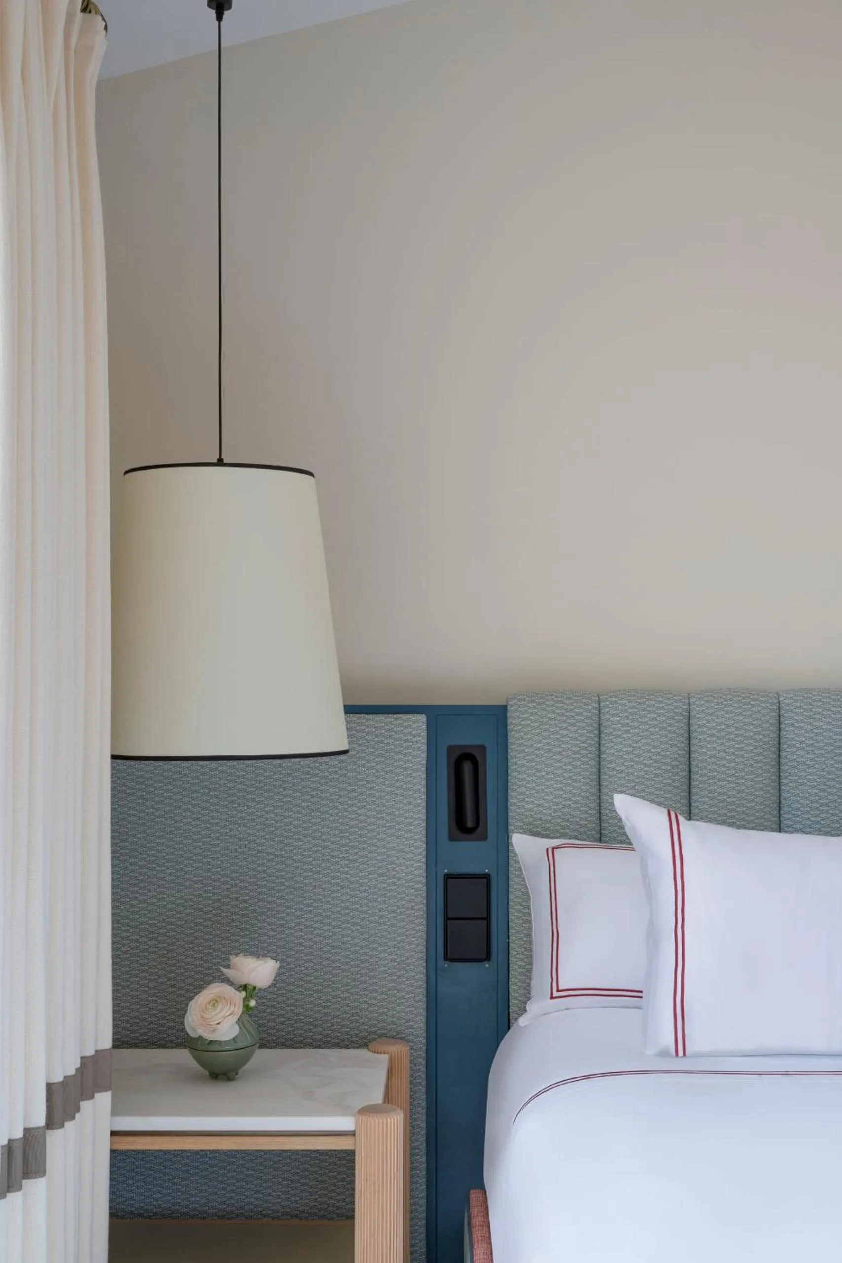 Bed in Don Carlos Marbella