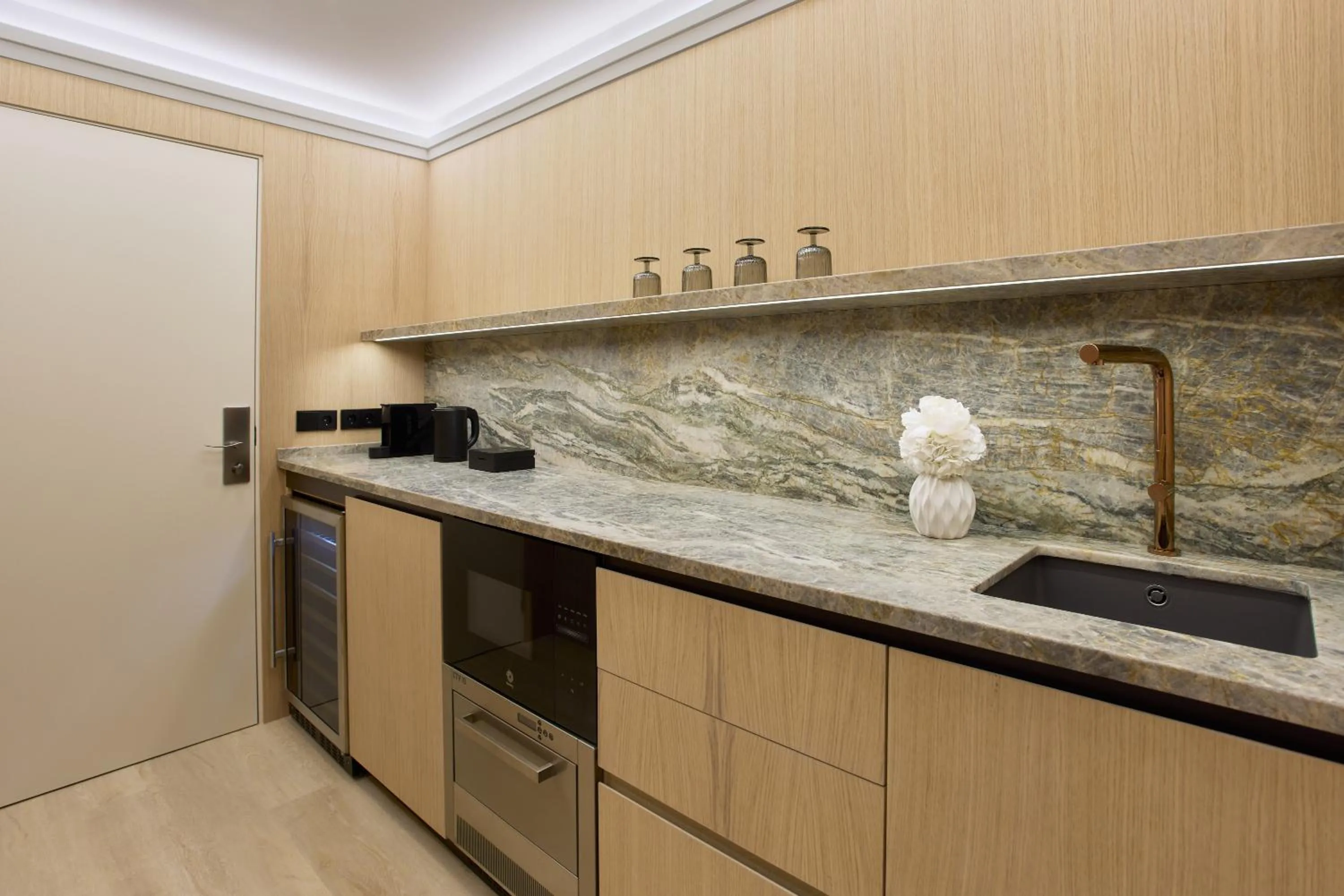 Kitchen or kitchenette in Don Carlos Marbella