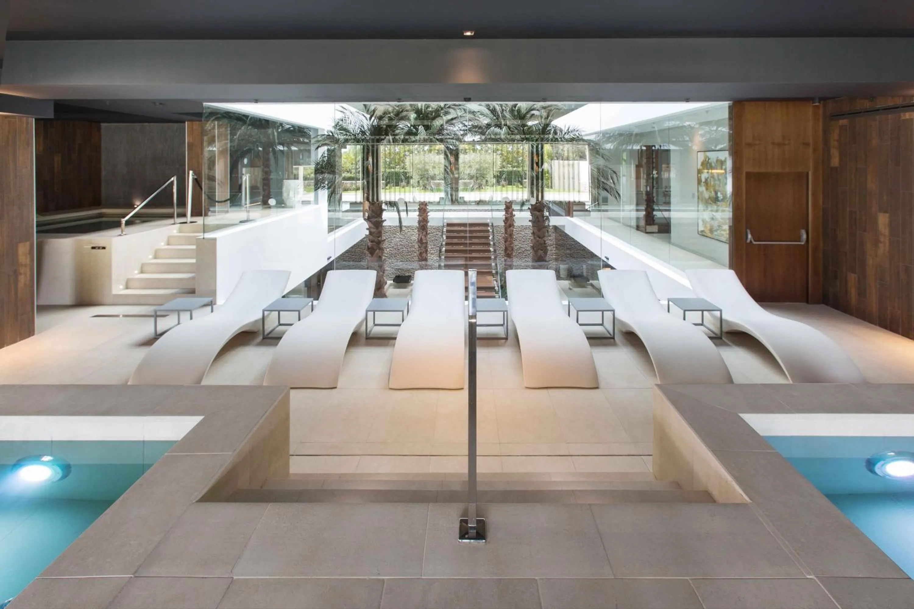 Hot Spring Bath in Don Carlos Marbella