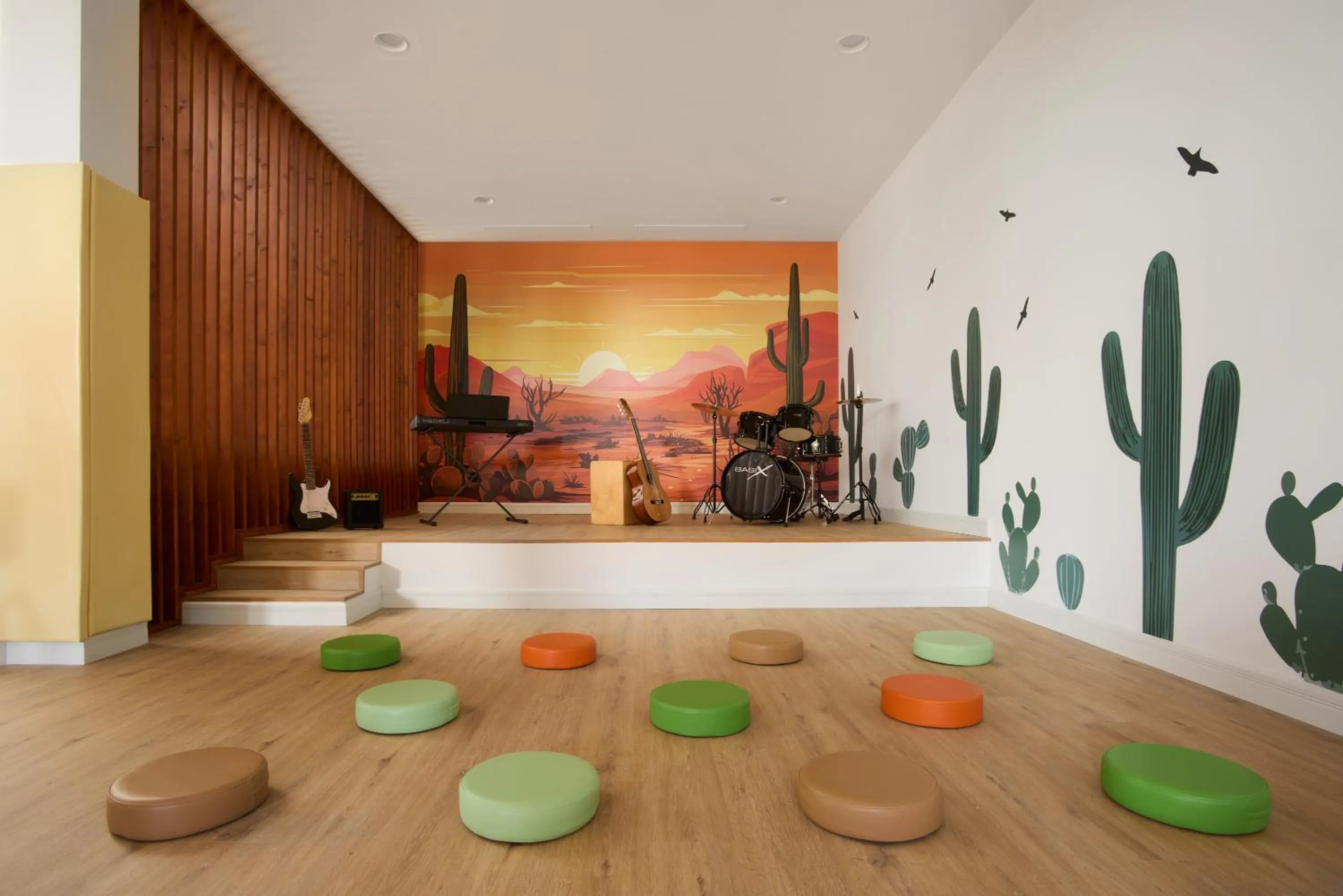 Decorative detail in Don Carlos Marbella