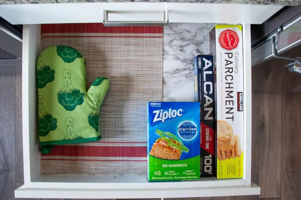 kitchen in Bright Luxe Condo, AC, Top Floor, King Bed, Balcony!