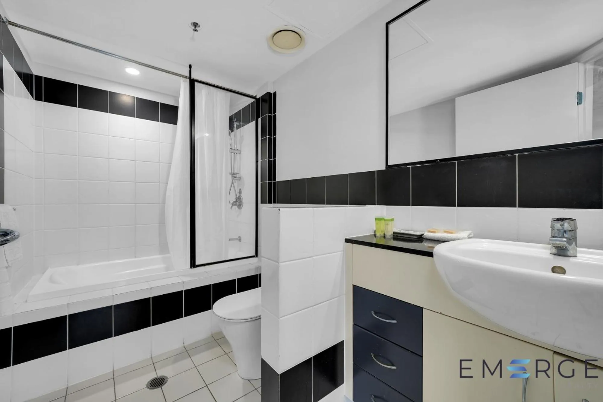 Shower in Ipanema Holiday Resort