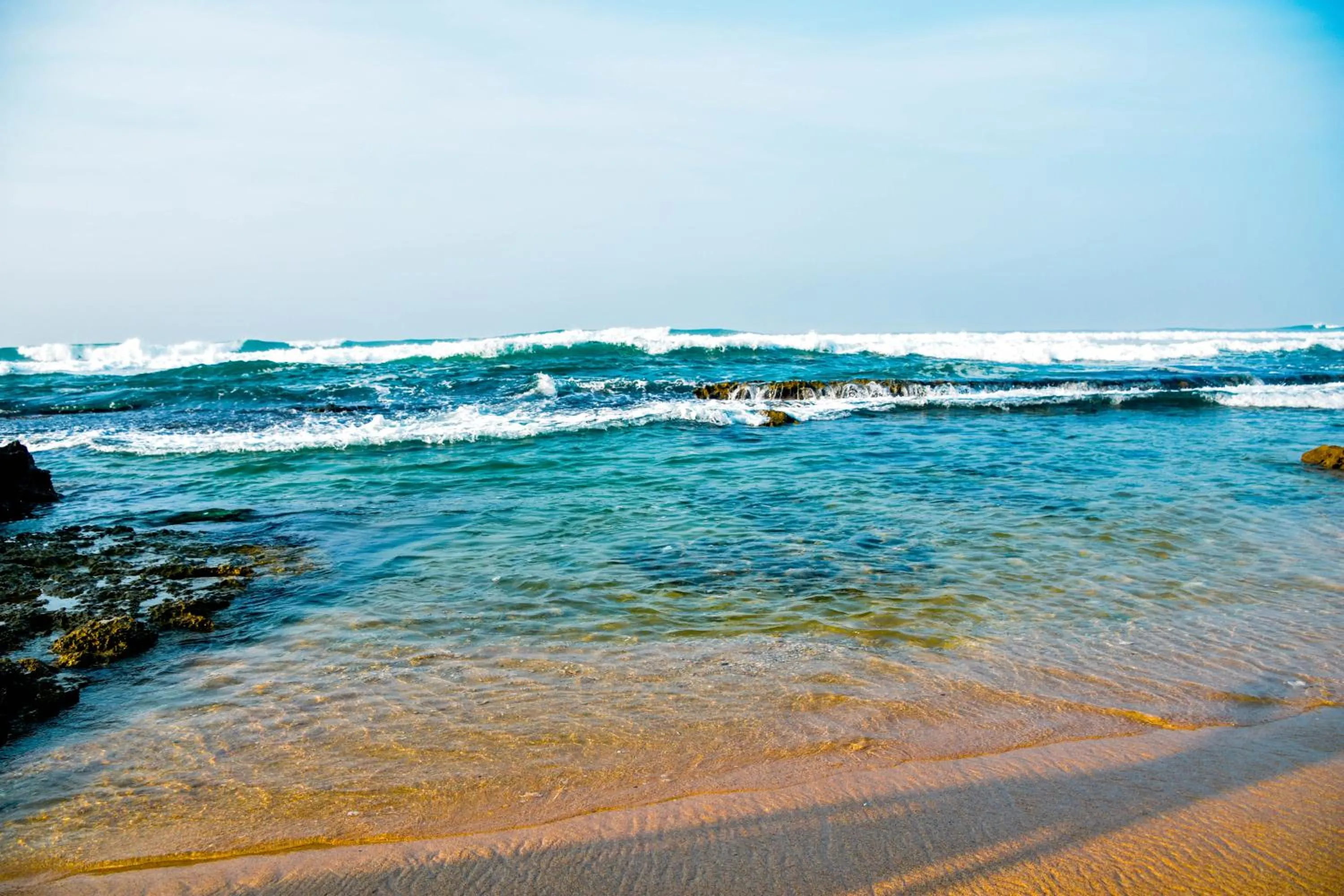 Day in ARA Beach Resort Mirissa