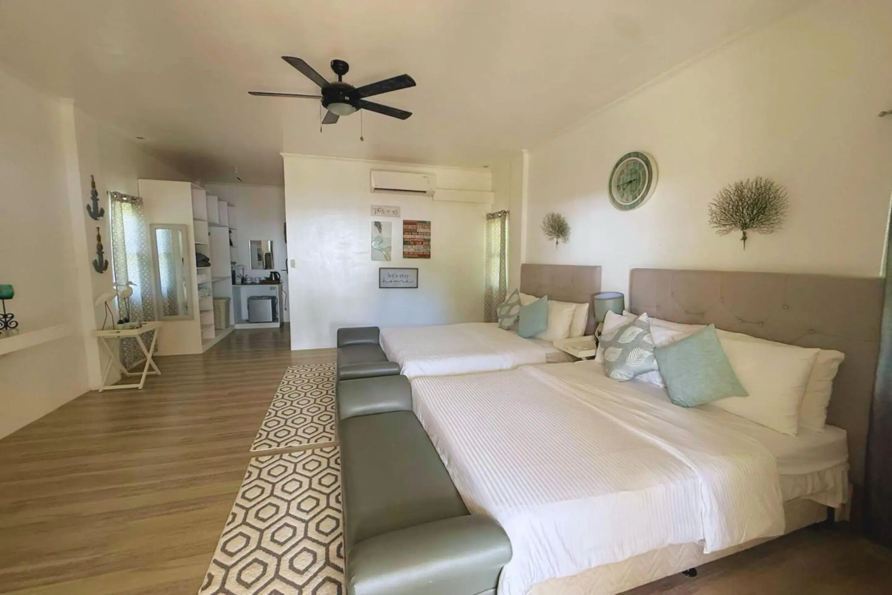 Suite with Sea View in Kehalani Beach Resort by Cocotel Suite with Sea View in Kehalani Beach Resort by Cocotel